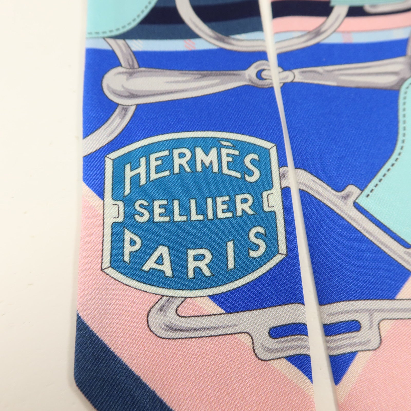 HERMES 絲質Twilly絲巾