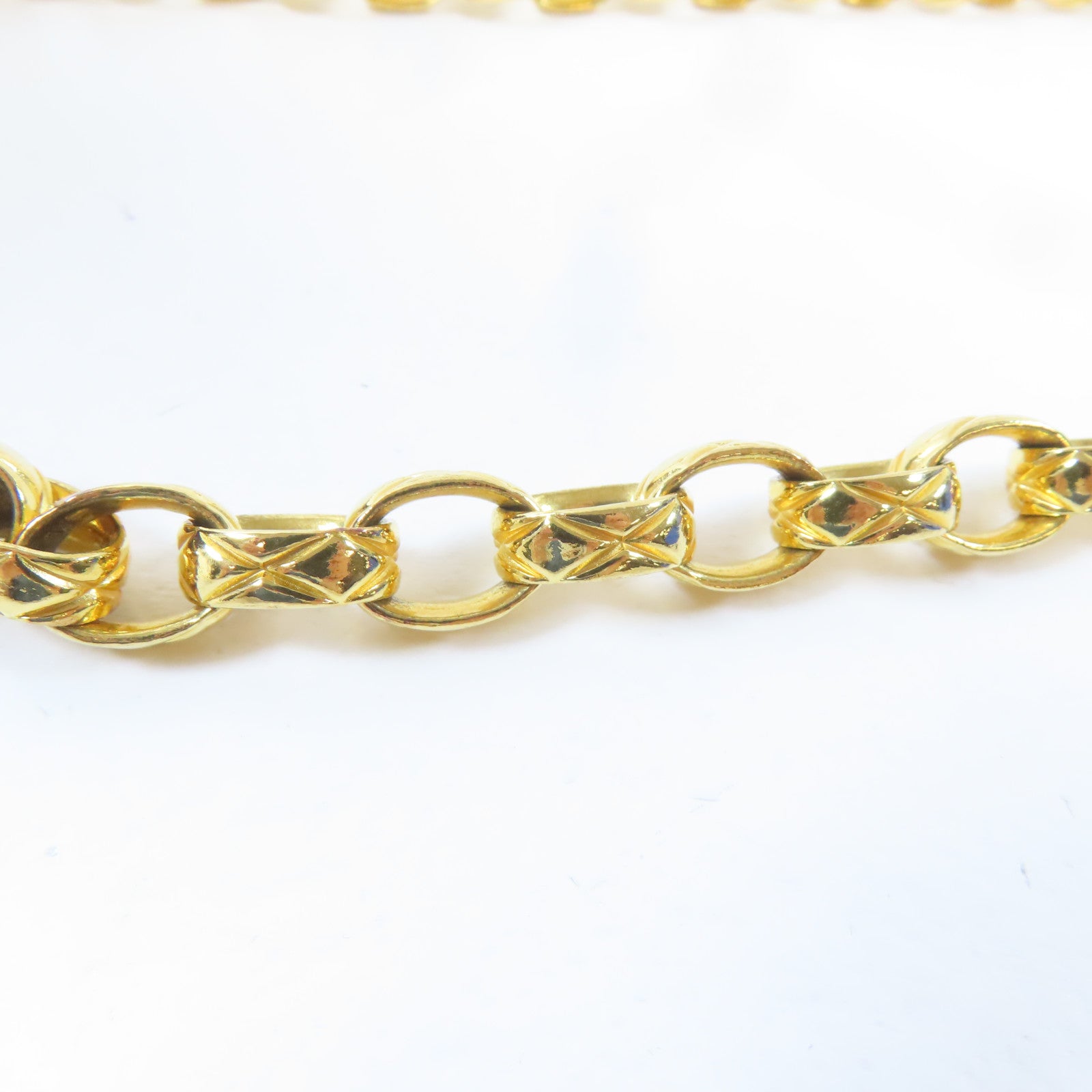 CHANEL 菱格絨布Chain Shoulder Bag金扣鏈帶肩背袋紫色