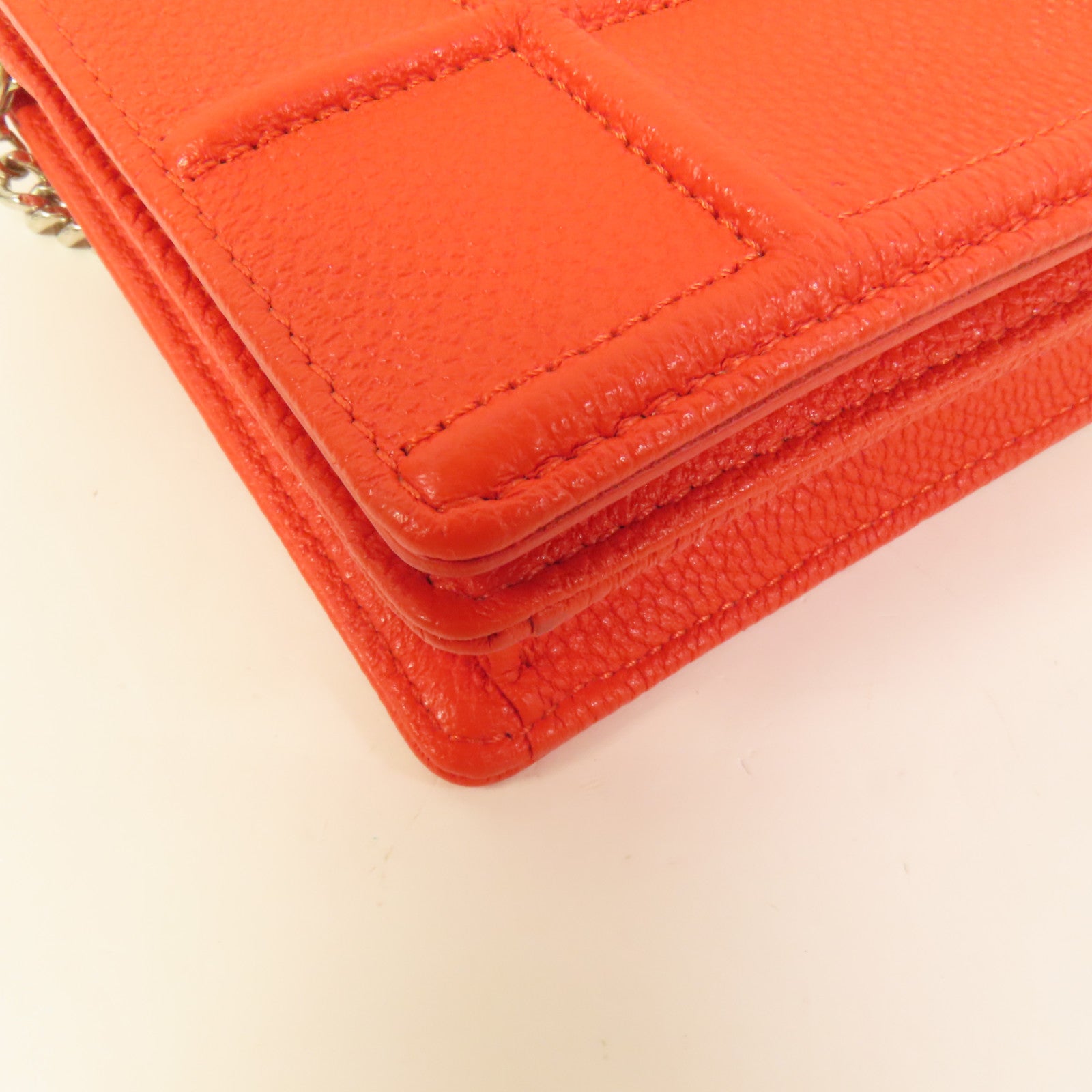 Dior 【激減優惠】牛皮皮革 Diorama Wallet On Chain鏈帶肩背袋