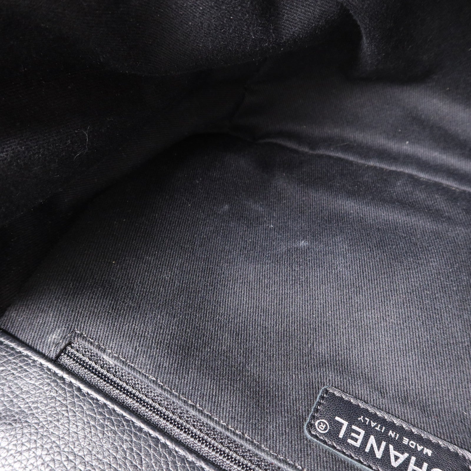 CHANEL 牛皮皮革Shoulder Bag銀扣鏈帶肩背袋