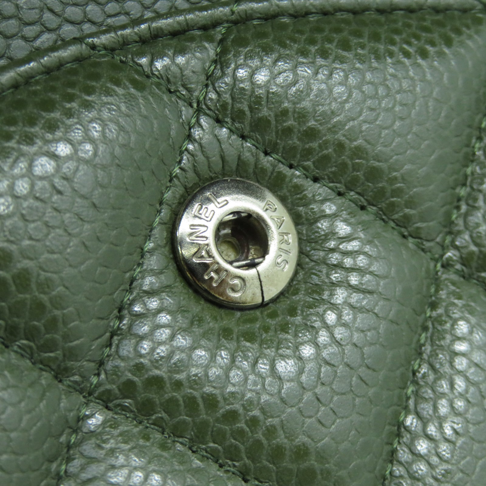 CHANEL **【激減優惠】Caviar皮革Classic Jumbo銀扣鏈帶肩背袋綠色