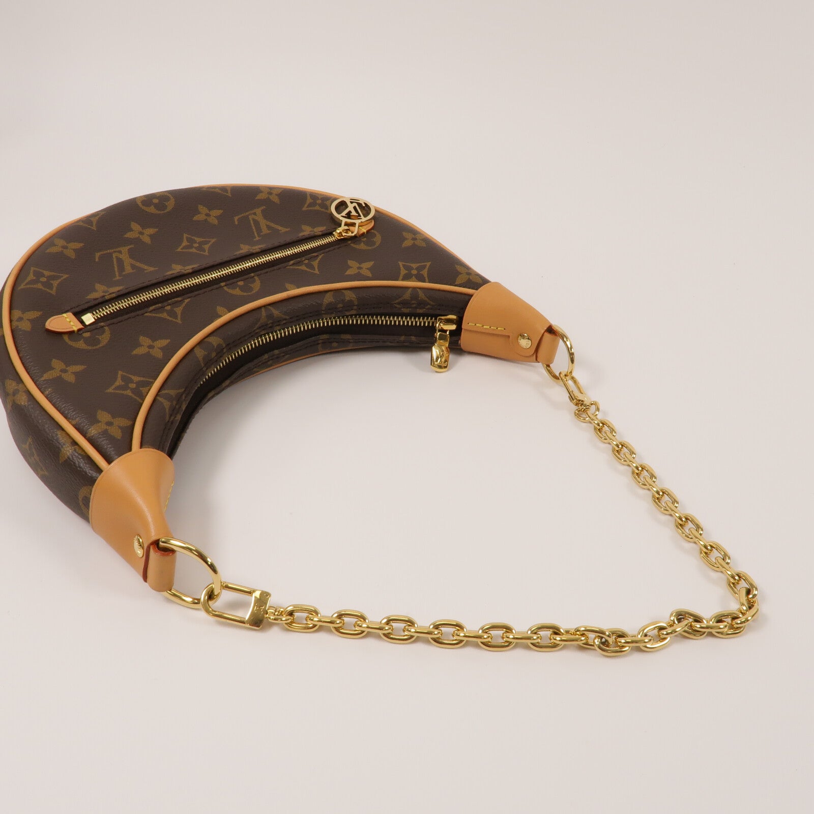 LOUIS VUITTON Monogram Loop肩背袋