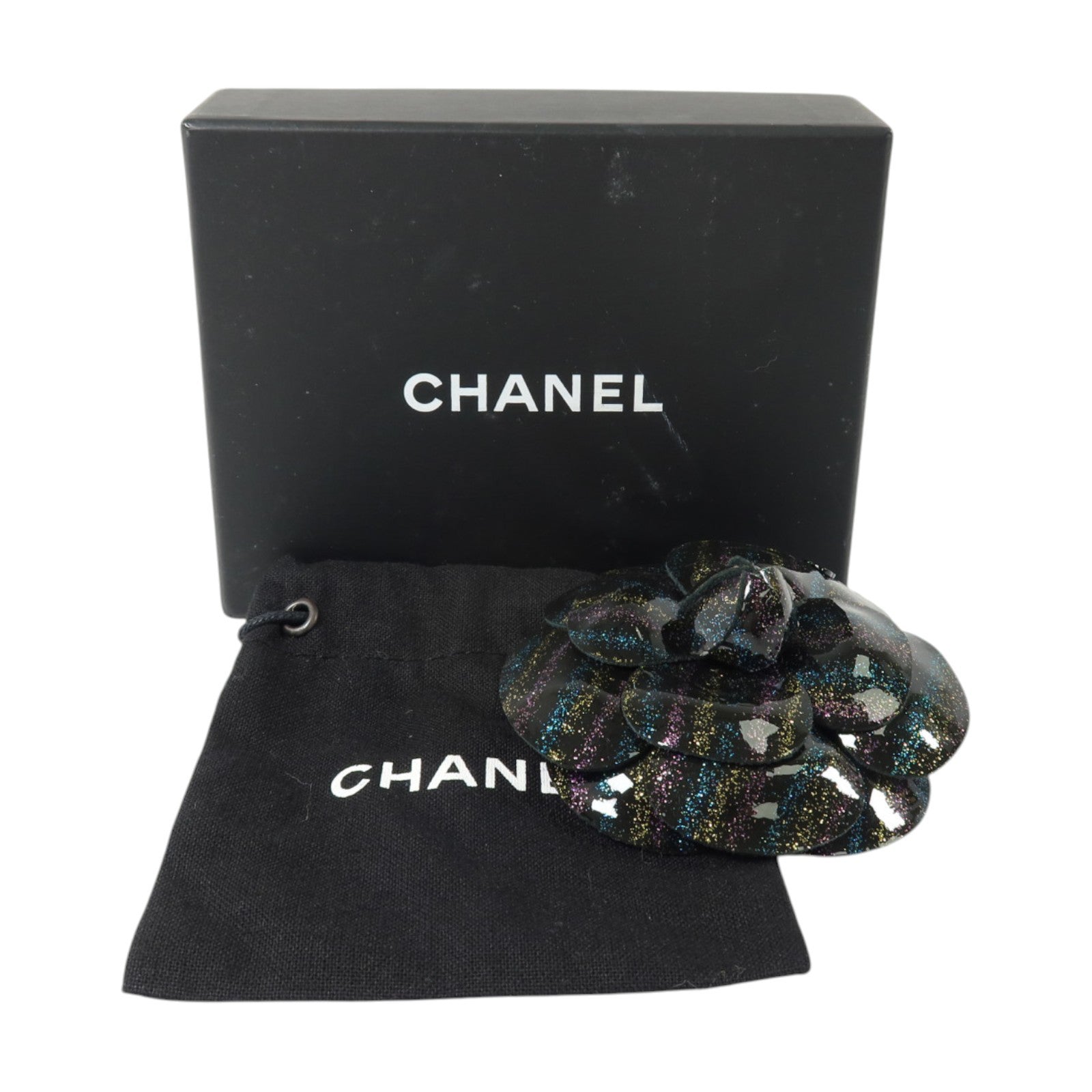CHANEL 漆皮皮革Brooch銀扣胸針