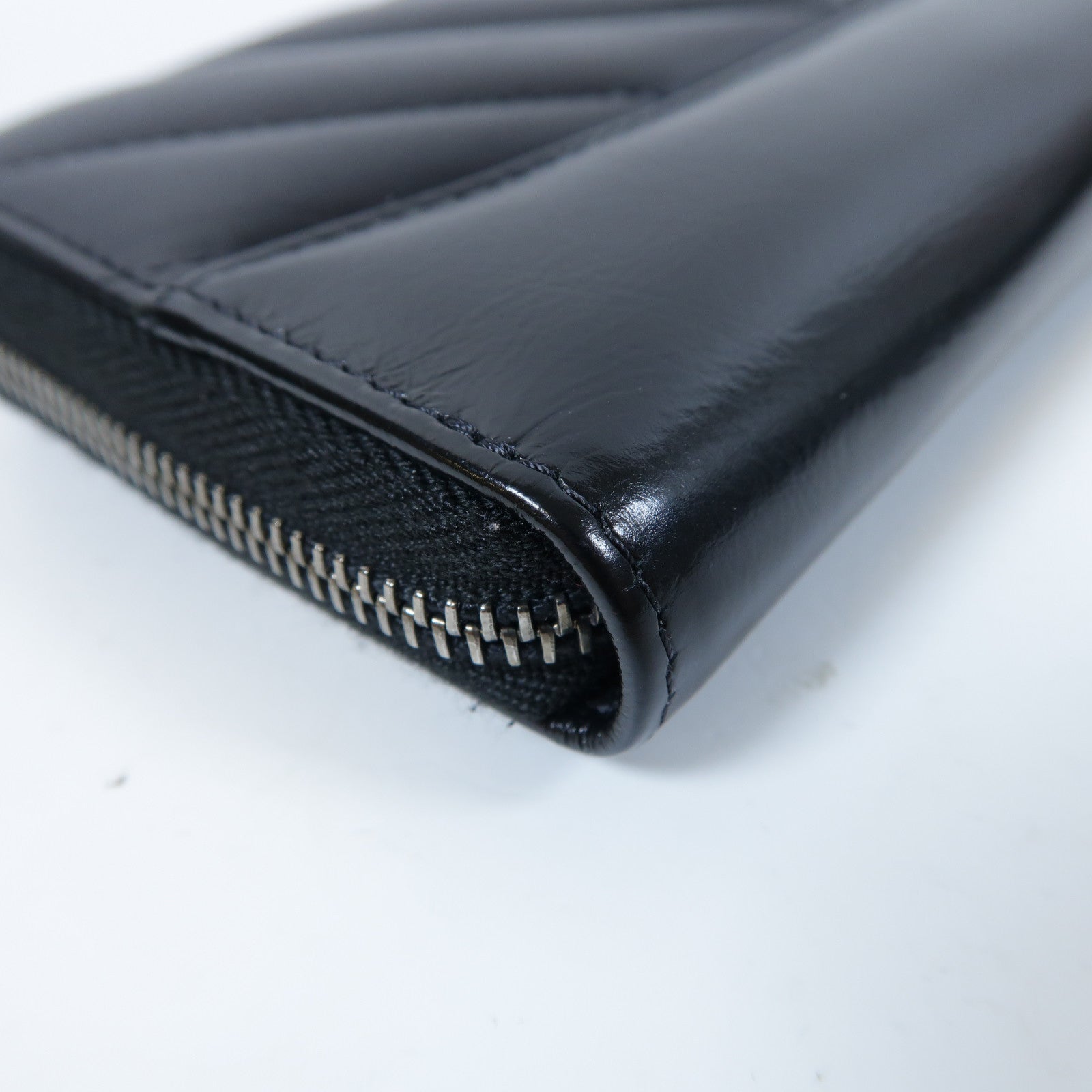 CHANEL 【激減優惠】斜紋牛皮皮革Zipper Wallet金扣拉鍊錢包黑色