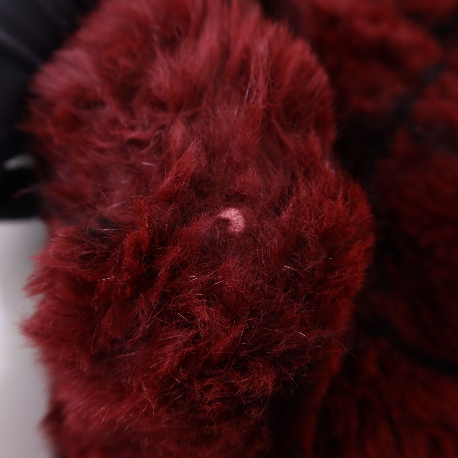 CHANEL 兔毛Shoulder Bag黑扣鏈帶肩背袋