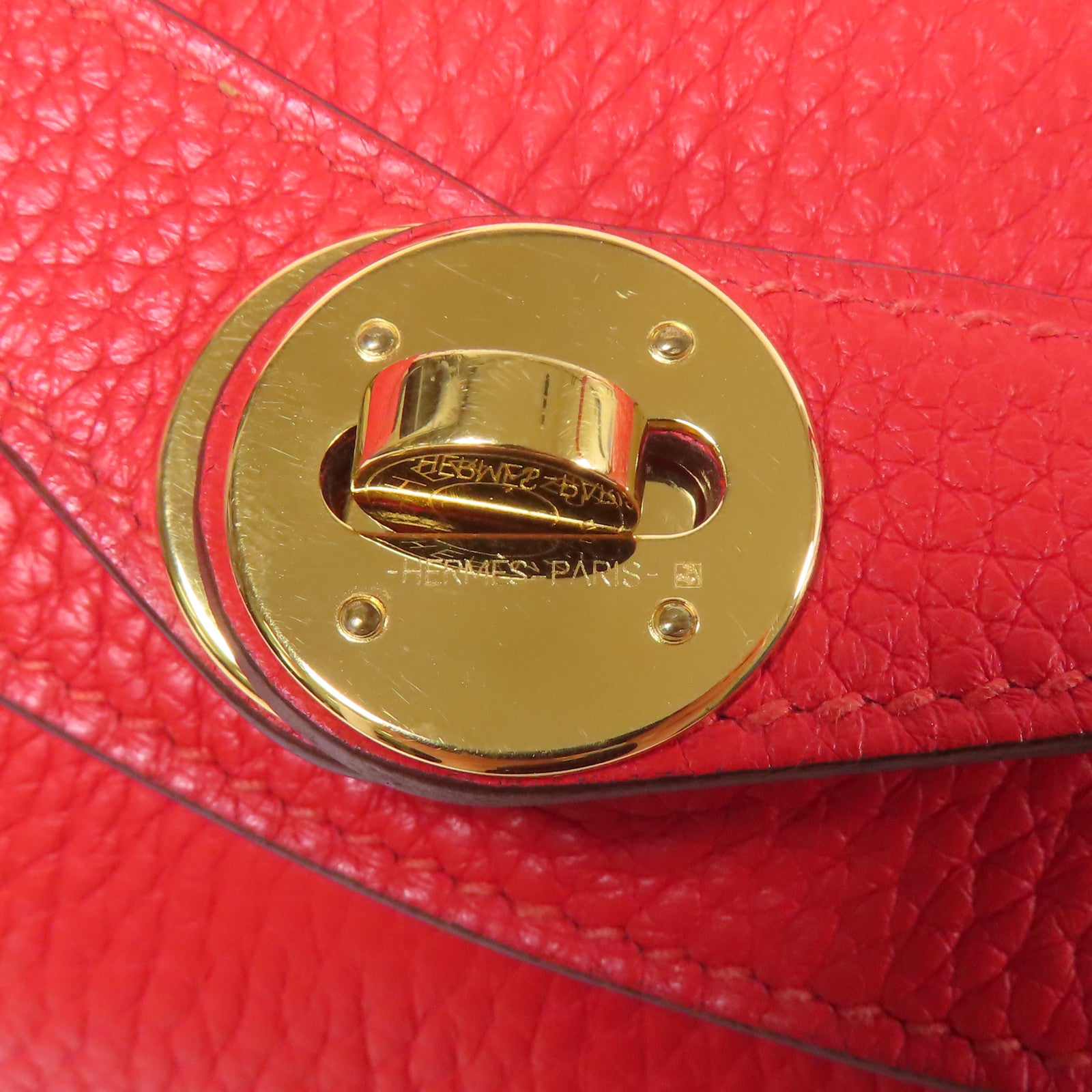 HERMES Clemence皮革Lindy 26金扣手挽肩背兩用袋Rouge Tomate