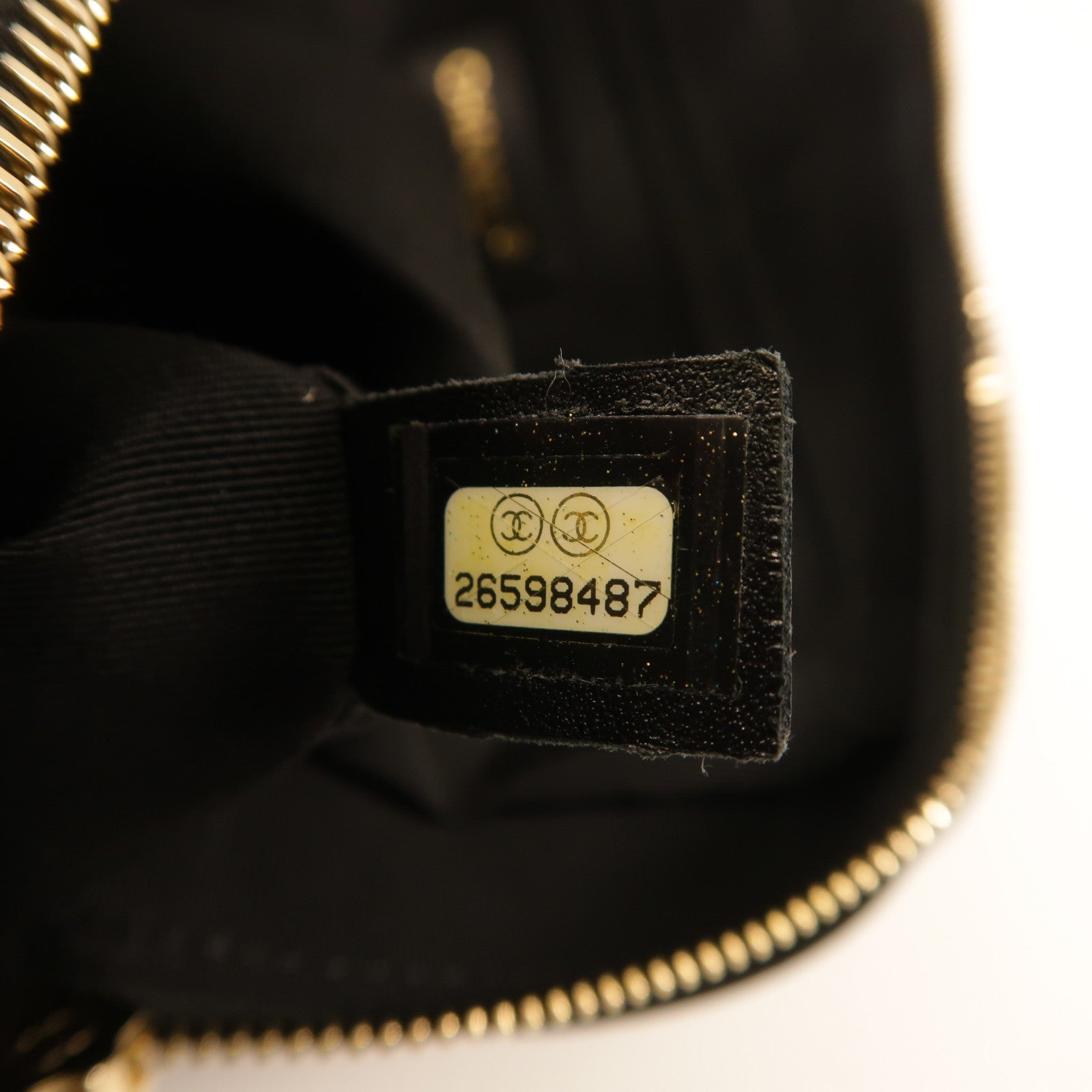 CHANEL 羊皮皮革Chain Shoulder金扣手挽肩背兩用袋黑色