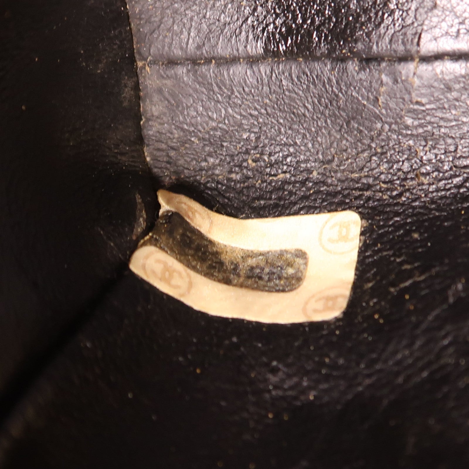 CHANEL 牛皮皮革Shoulder Bag金扣肩背袋