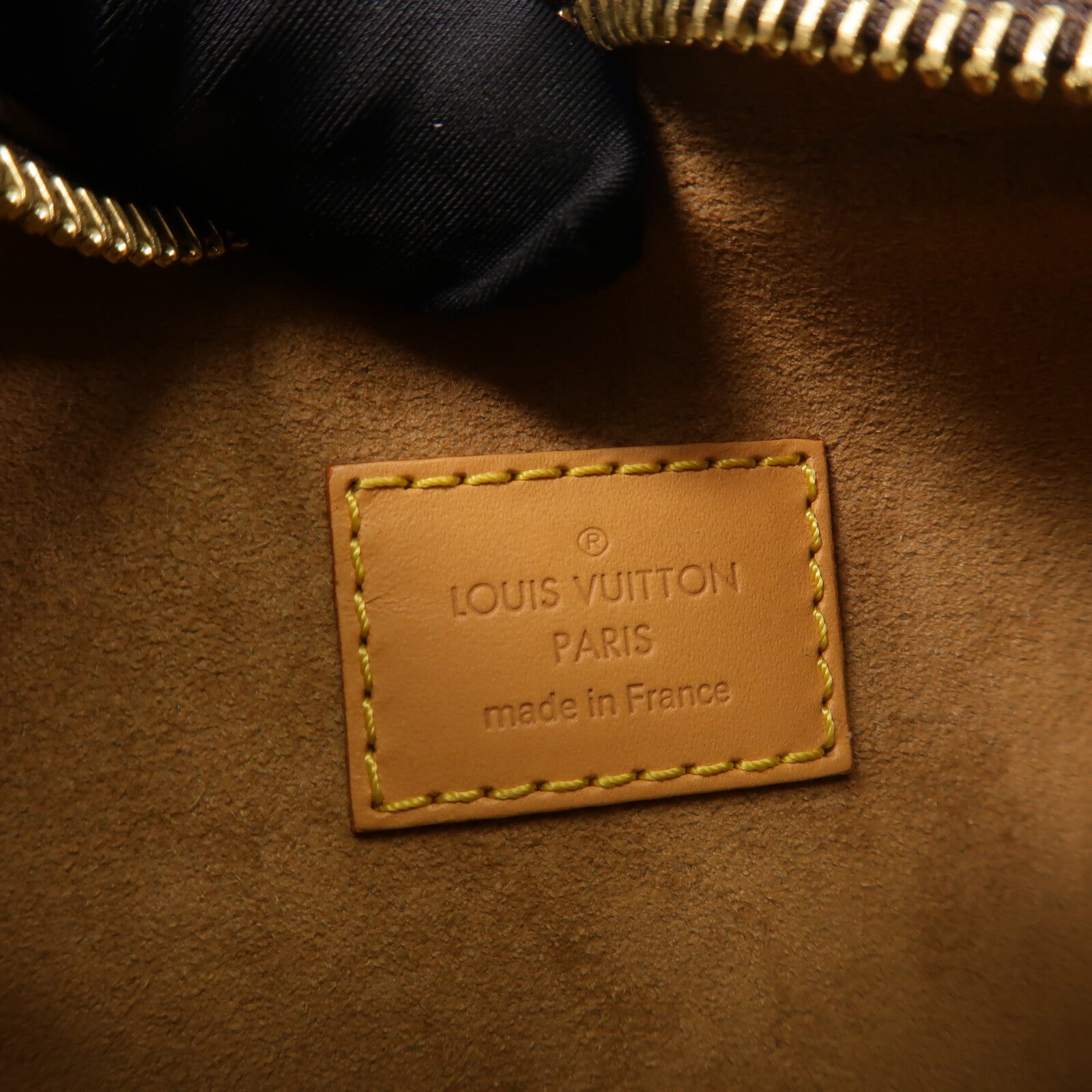 LOUIS VUITTON Monogram Loop肩背袋