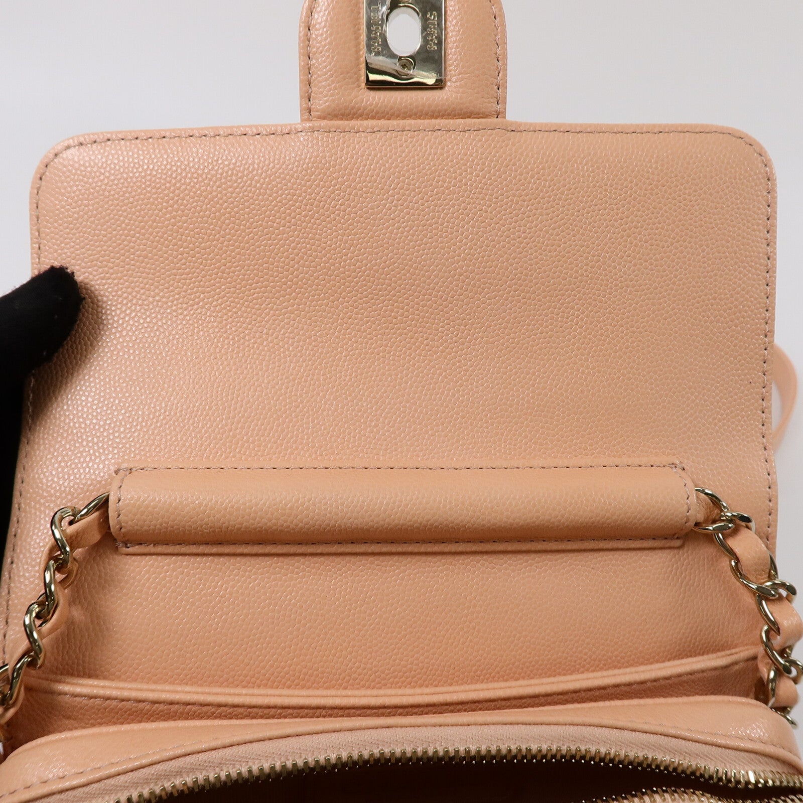 CHANEL 牛皮皮革Mini Flap Bag鏈帶肩背袋