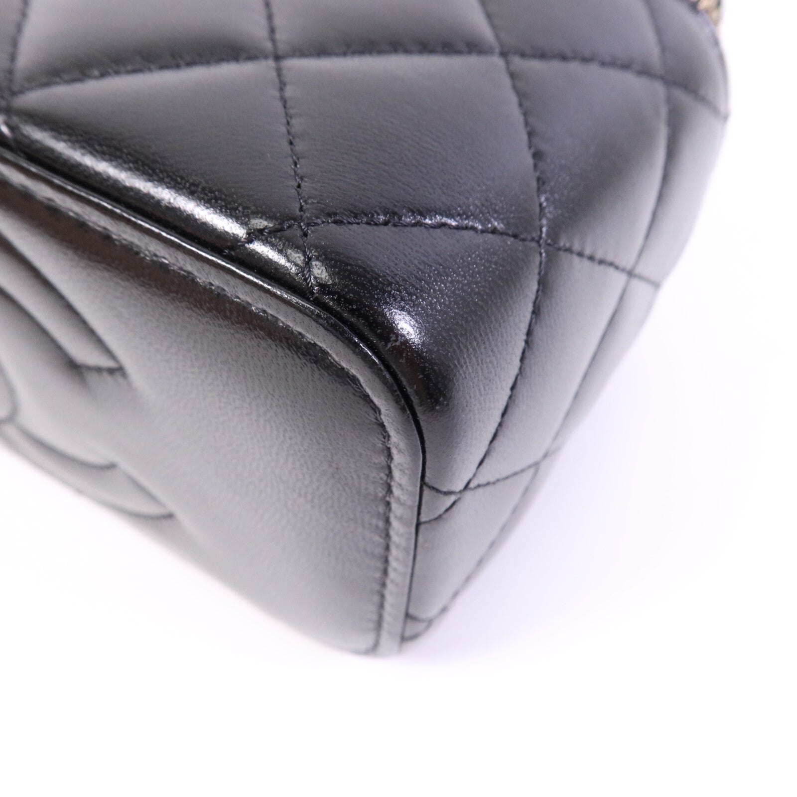 CHANEL 羊皮皮革Vanity Case金扣鏈帶肩背袋