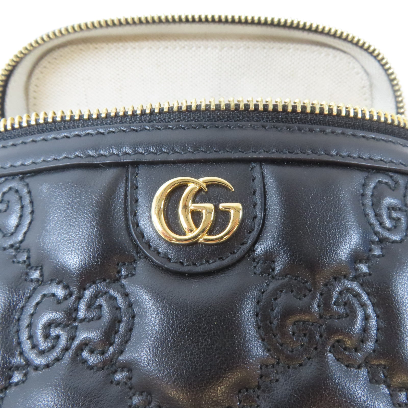 GUCCI 牛皮皮革GG Matelasse Top Handle Mini Bag金扣手挽肩背兩用袋黑色
