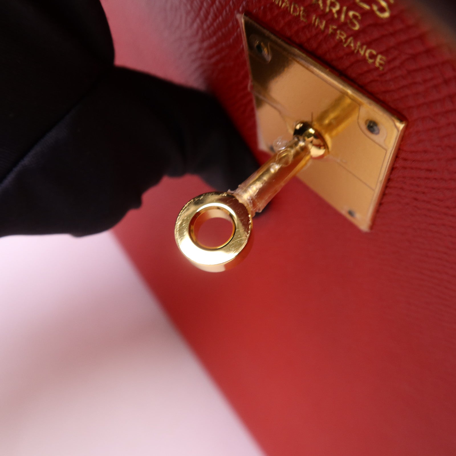 HERMES Epsom皮革Kelly 32金扣手挽肩背兩用袋Rouge Casaque