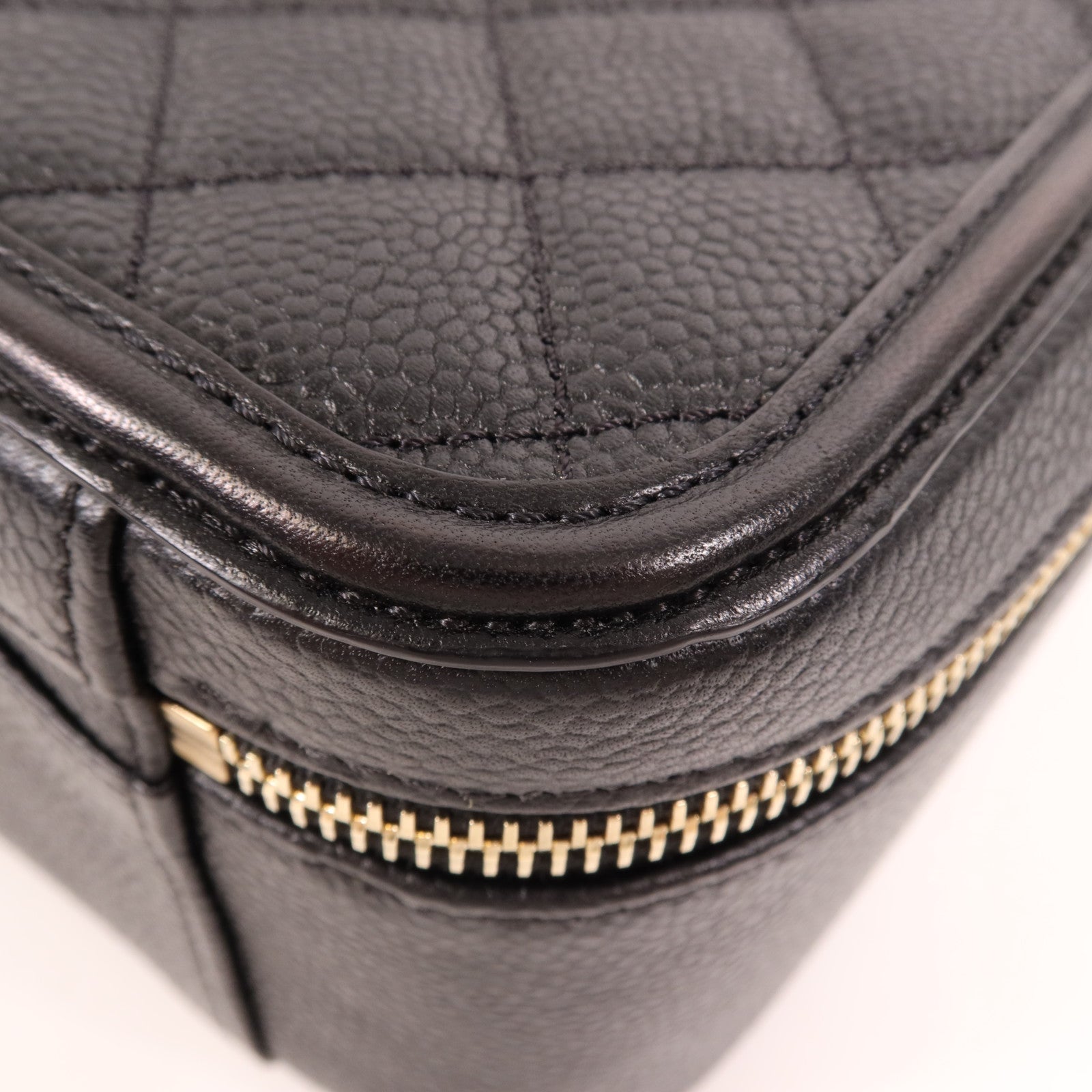 CHANEL 牛皮皮革CC Filigree Vanity金扣手挽肩背兩用袋