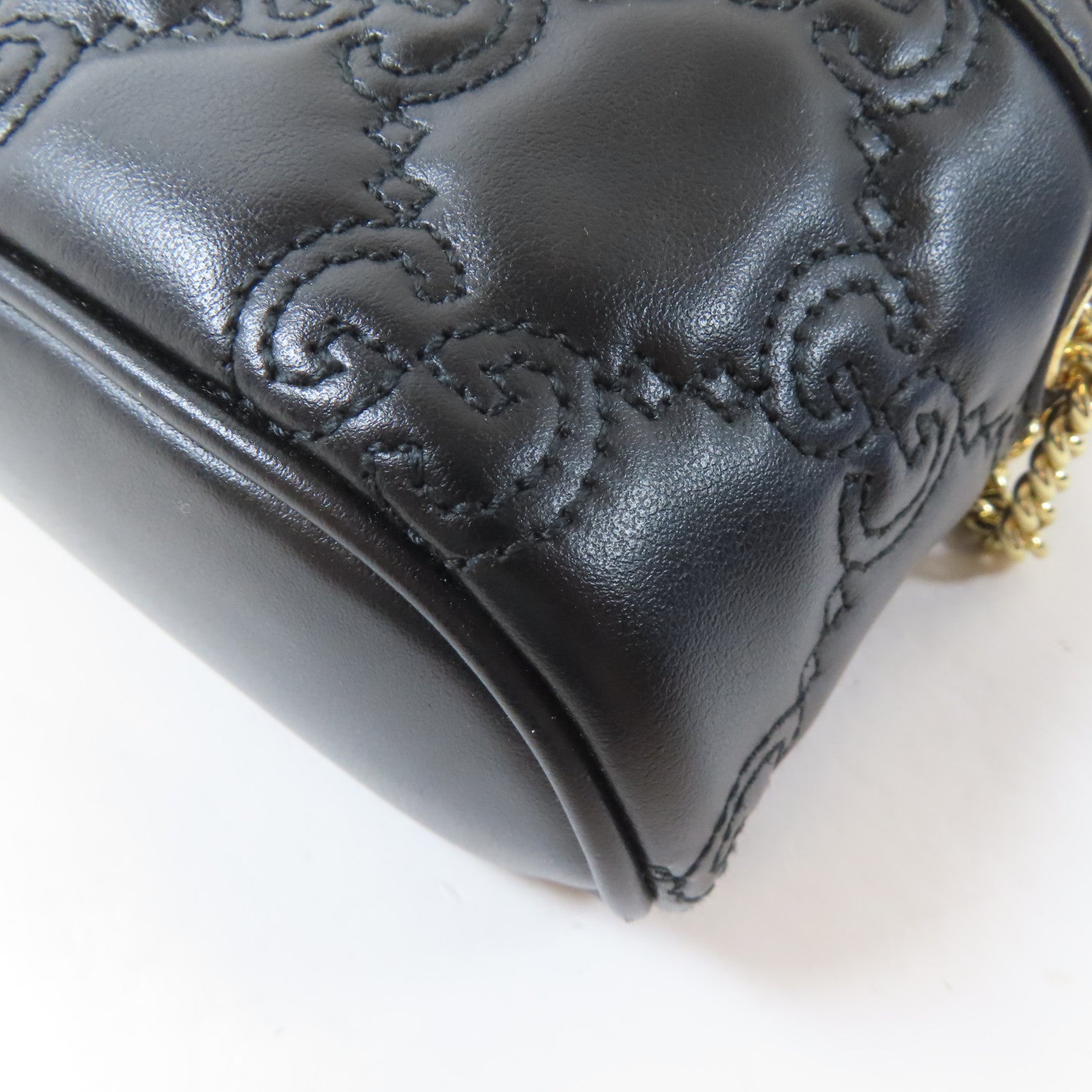 GUCCI 牛皮皮革GG Matelasse Top Handle Mini Bag金扣手挽肩背兩用袋黑色