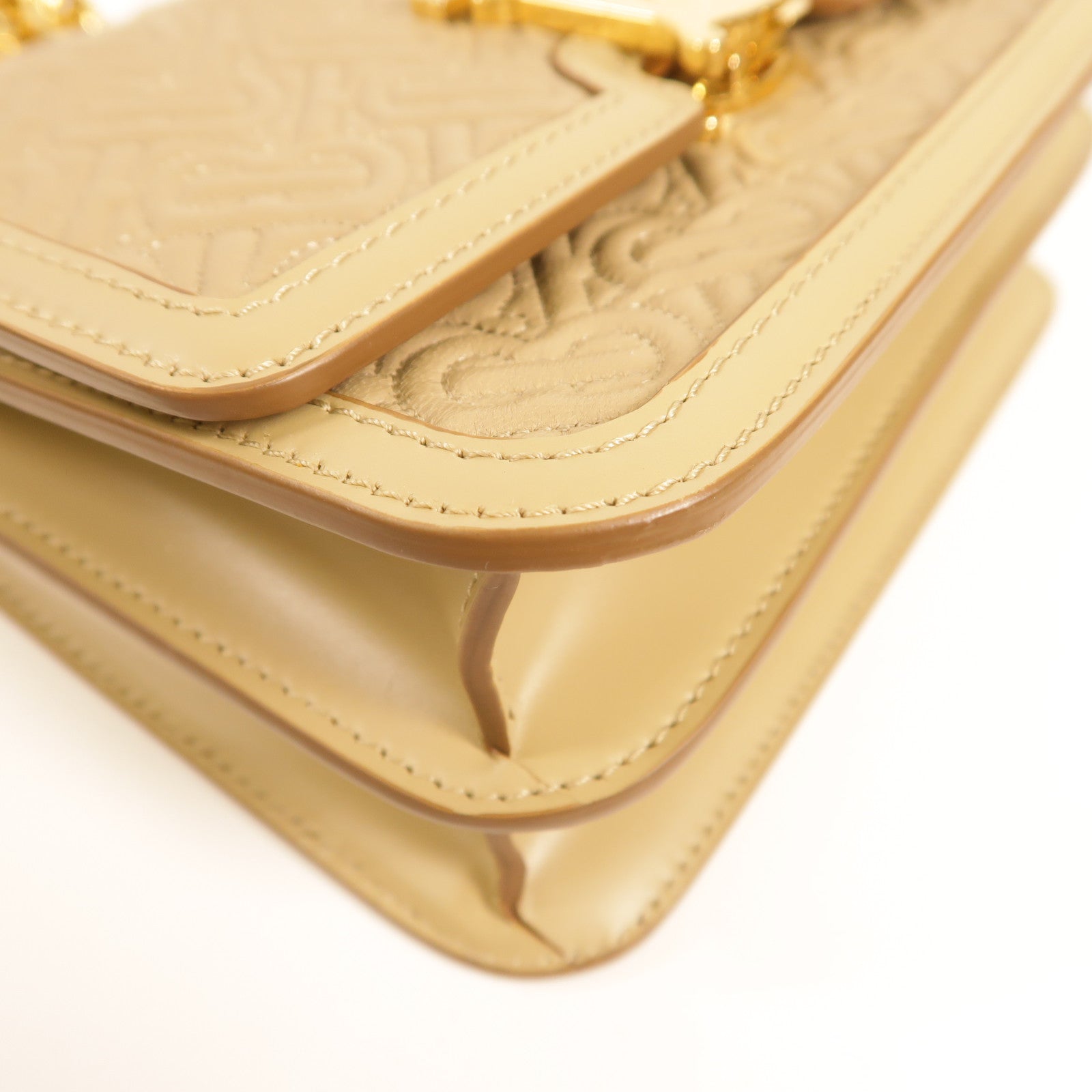 BURBERRY 牛皮皮革Chain Shoulder金扣鏈帶肩背袋米色