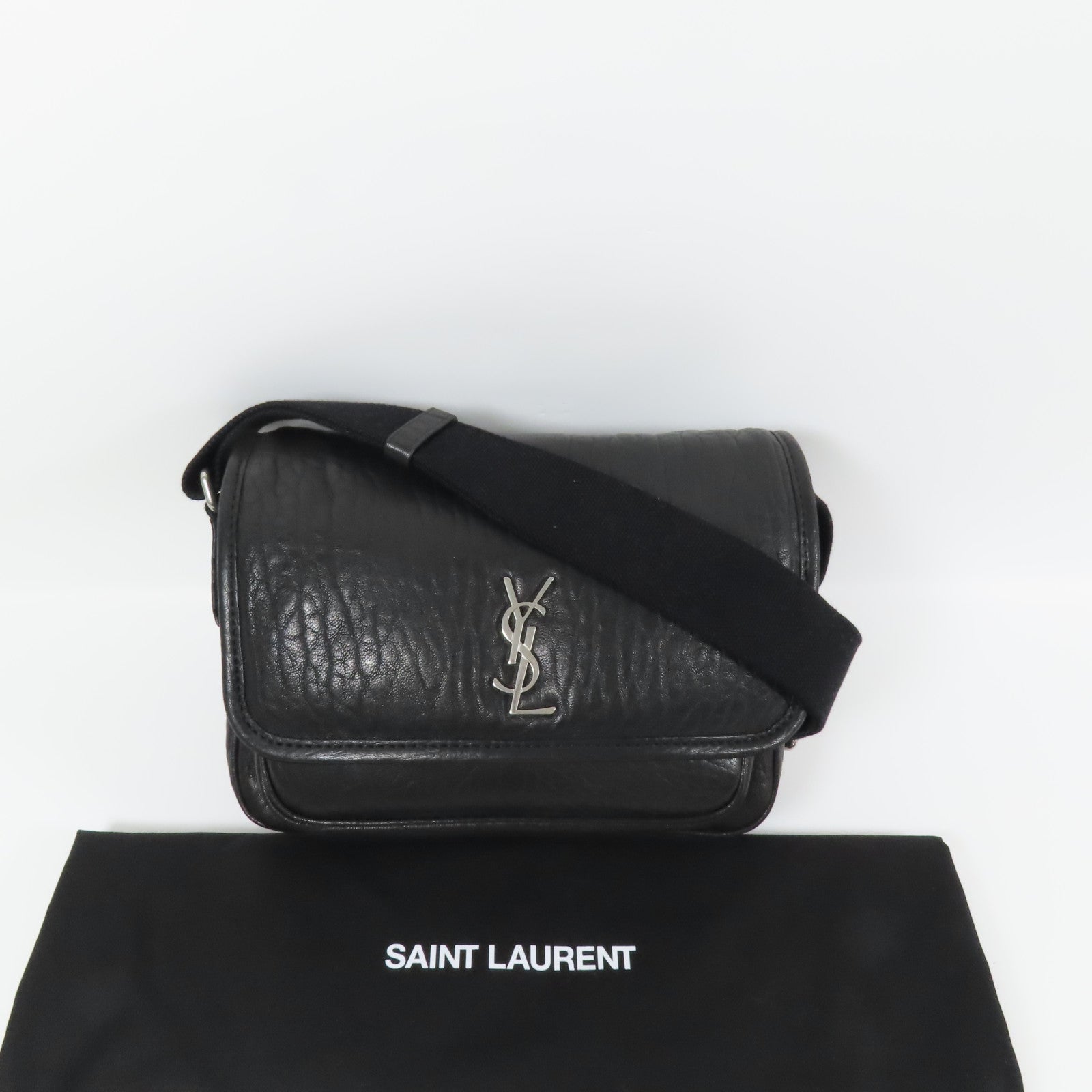SAINT LAURENT 羊皮皮革Niki Messenger Bag銀扣肩背袋