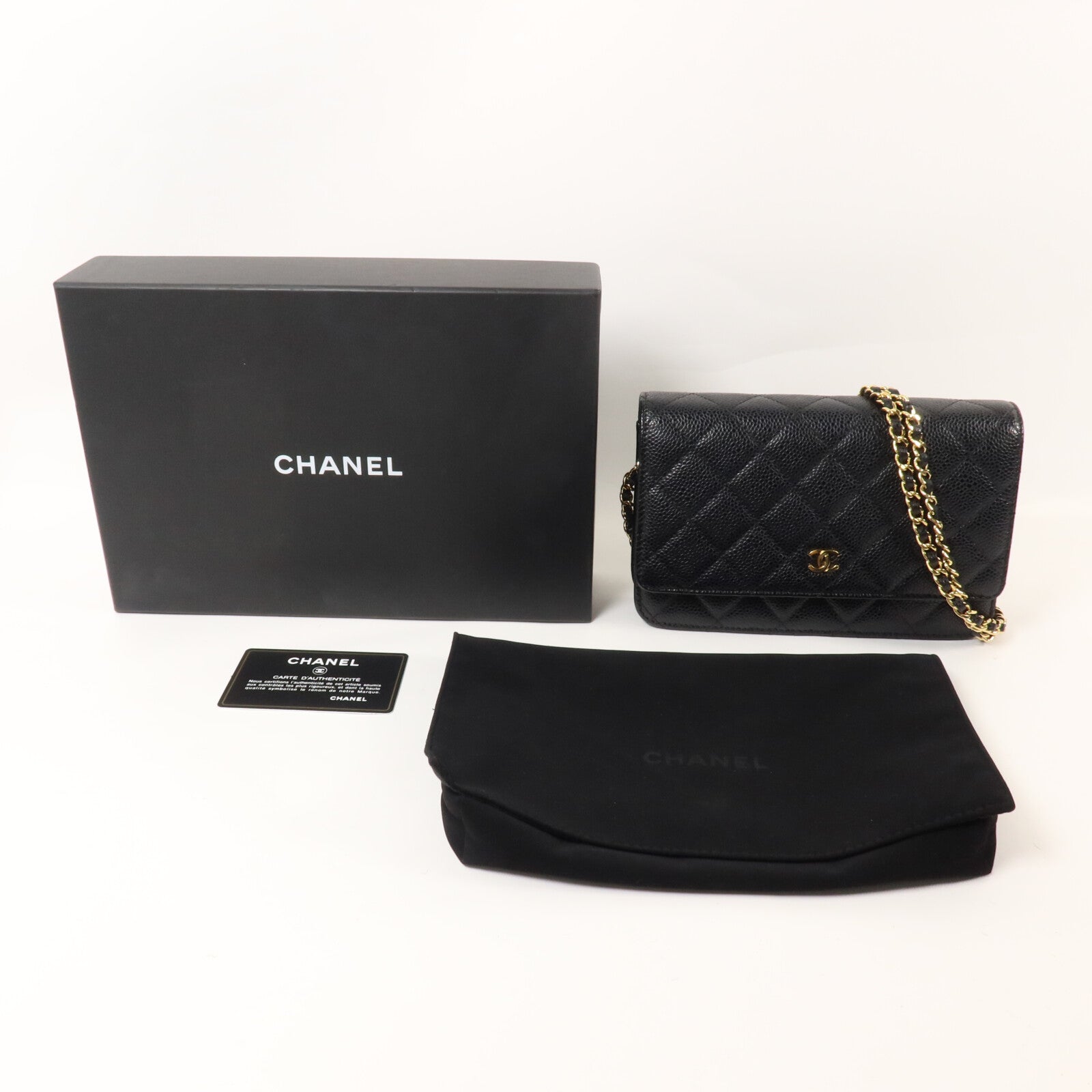 CHANEL 牛皮皮革WOC Wallet On Chain鏈帶肩背袋