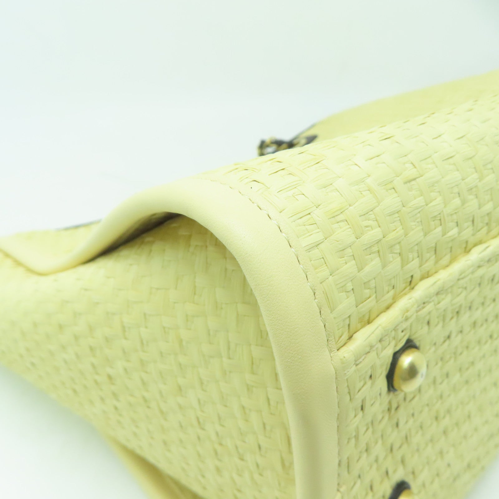 CHANEL 【激減優惠】斜紋軟呢Chanel Deauville金扣鏈帶肩背袋米色