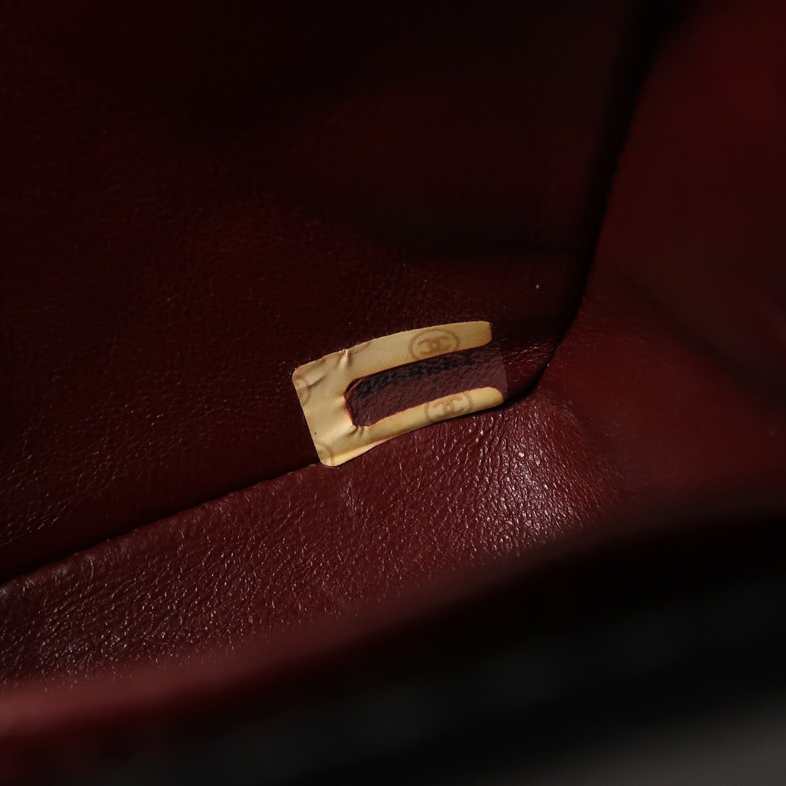 CHANEL 羊皮皮革Vintage Chain Shoulder金扣鏈帶肩背袋