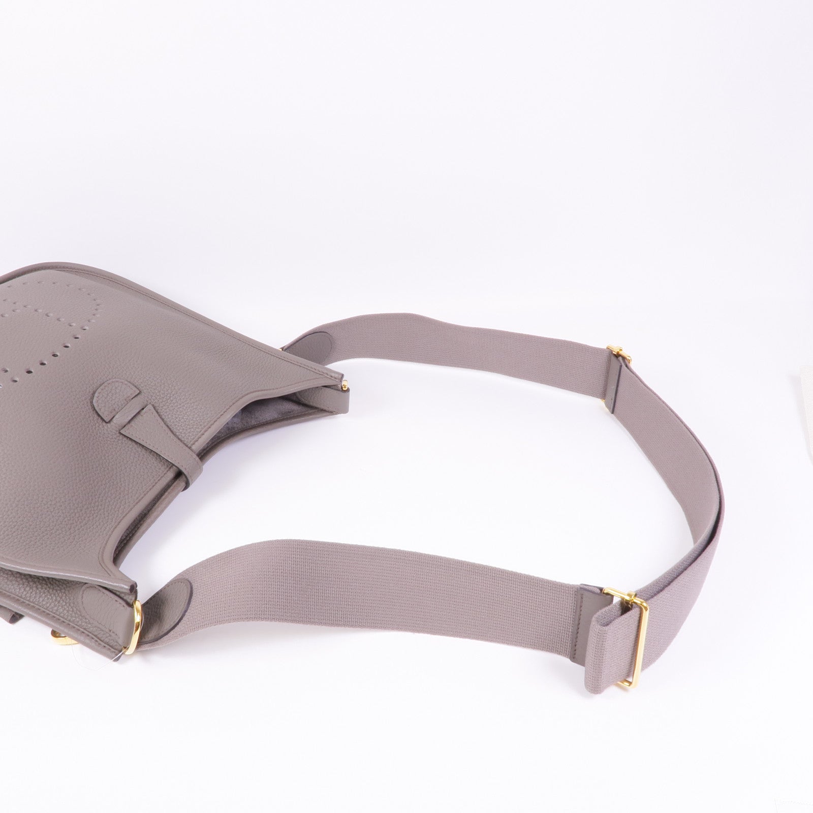 HERMES Clemence皮革Evelyne PM金扣肩背袋Gris Etain