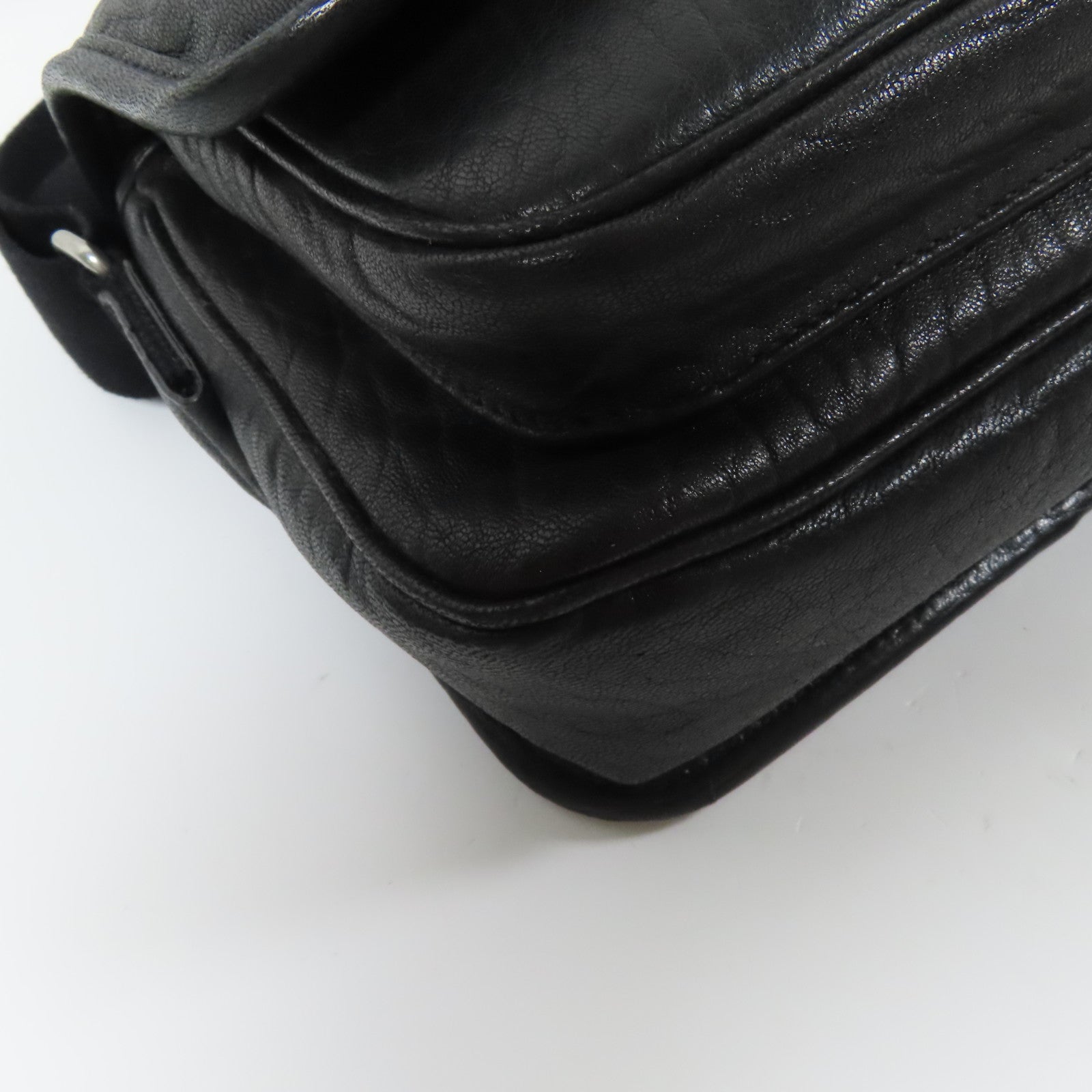 SAINT LAURENT 【激減優惠】羊皮皮革Niki Messenger Bag銀扣肩背袋