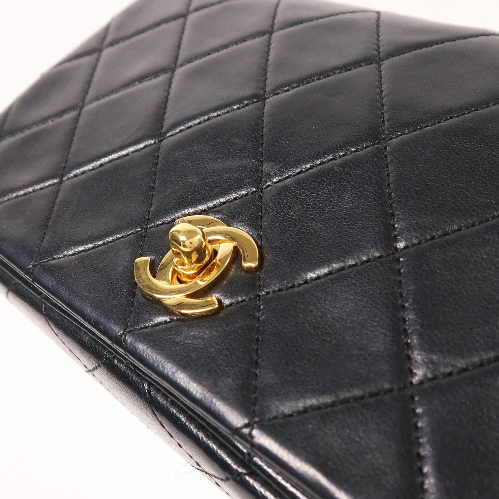 CHANEL 羊皮皮革Vintage Chain Shoulder金扣鏈帶肩背袋