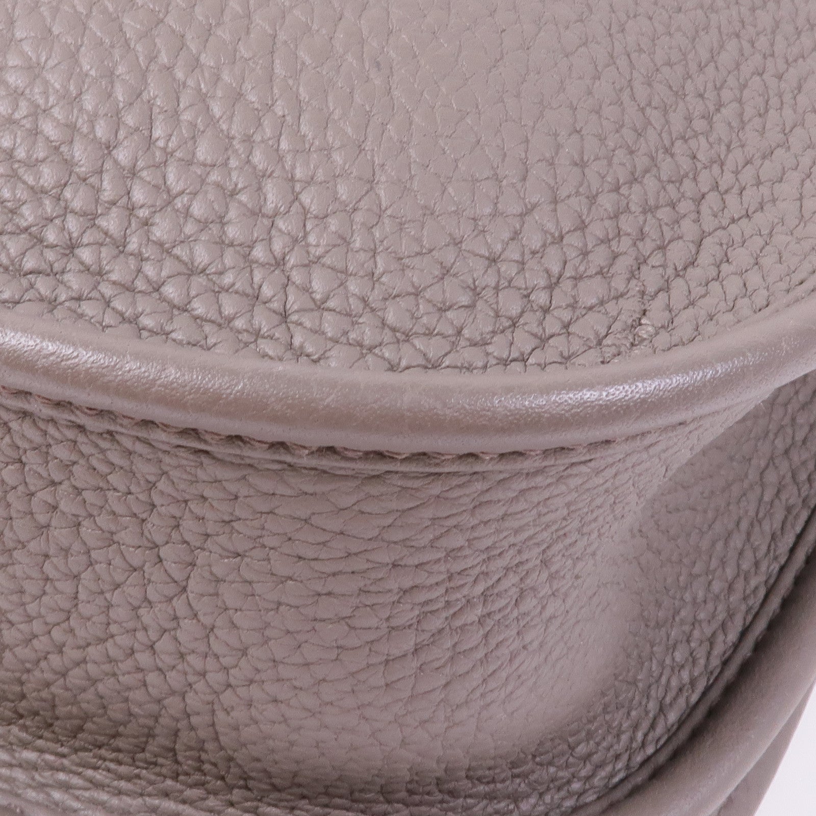 HERMES Clemence皮革Evelyne PM金扣肩背袋Gris Etain