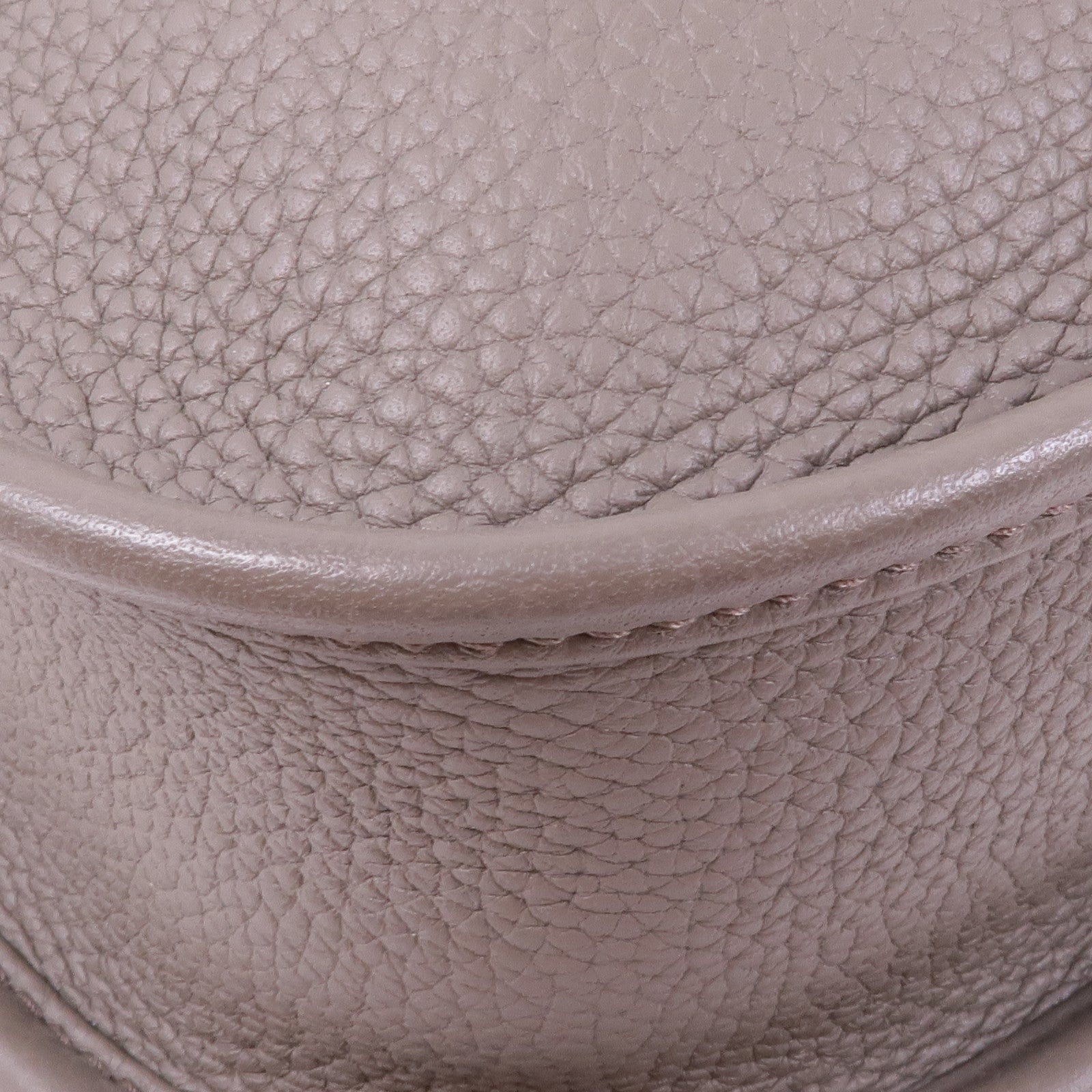 HERMES Clemence皮革Evelyne PM金扣肩背袋Gris Etain