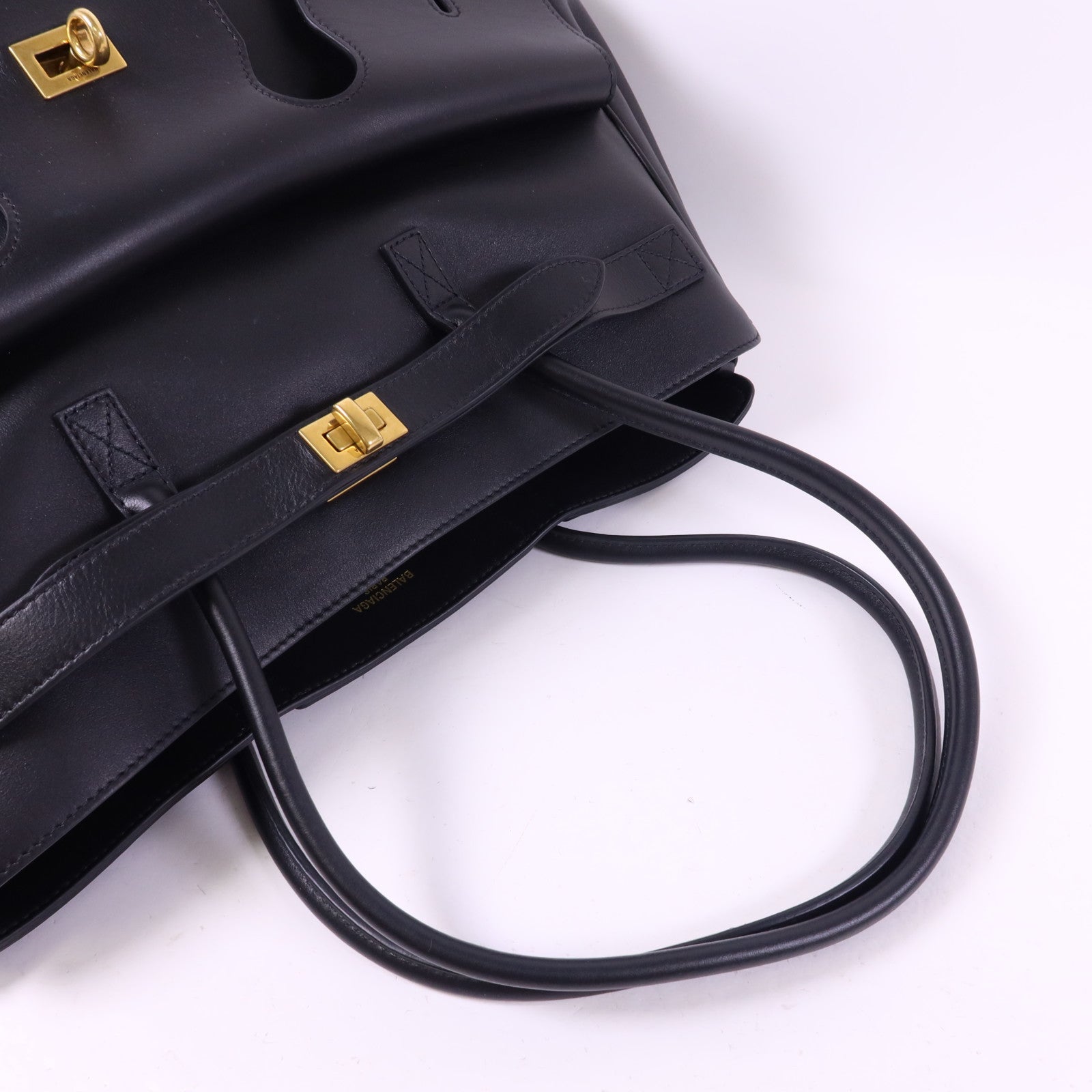 BALENCIAGA 牛皮皮革Bel Air金扣肩背袋