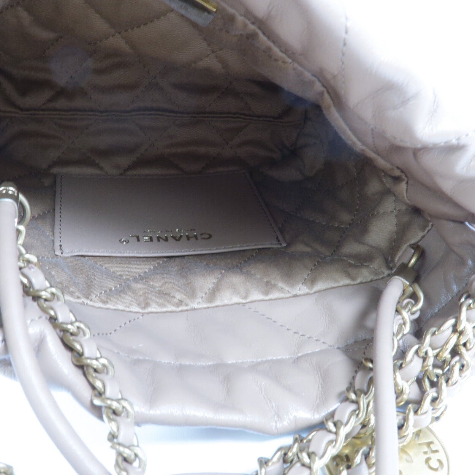 CHANEL 牛皮皮革Chanel 22 Mini鏈帶肩背袋