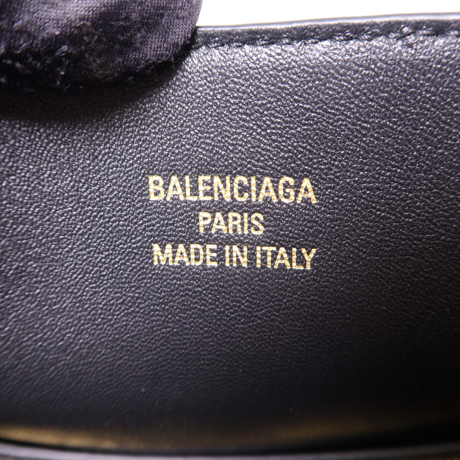 BALENCIAGA 牛皮皮革Bel Air金扣肩背袋