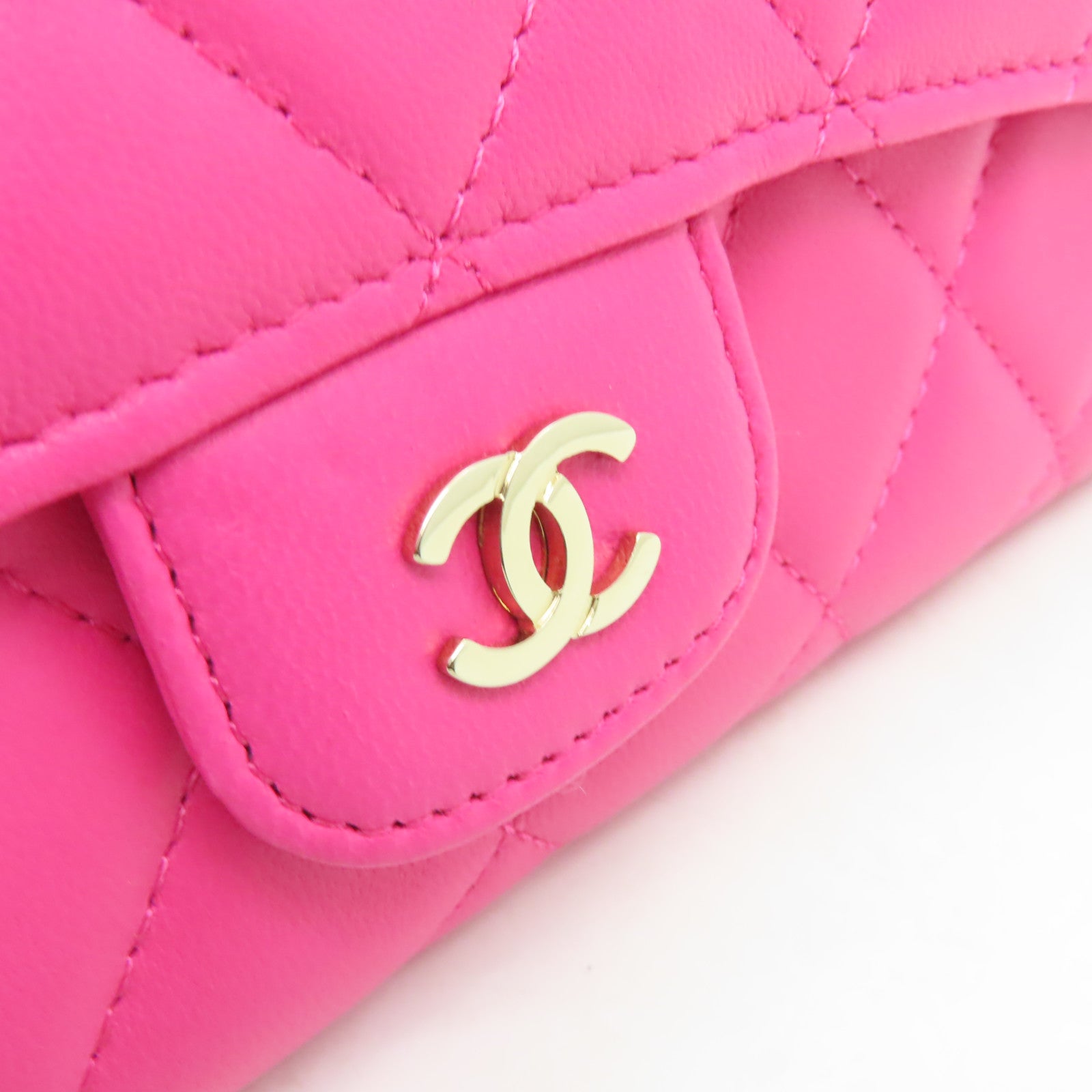 CHANEL 菱格皮革Chain Shoulder金扣鏈帶肩背袋粉紅色