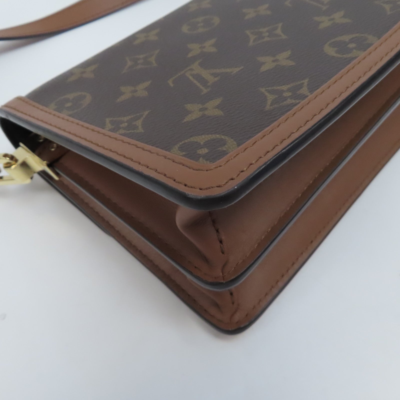 LOUIS VUITTON Monogram Reverse Mini Dauphine金扣肩背袋啡色