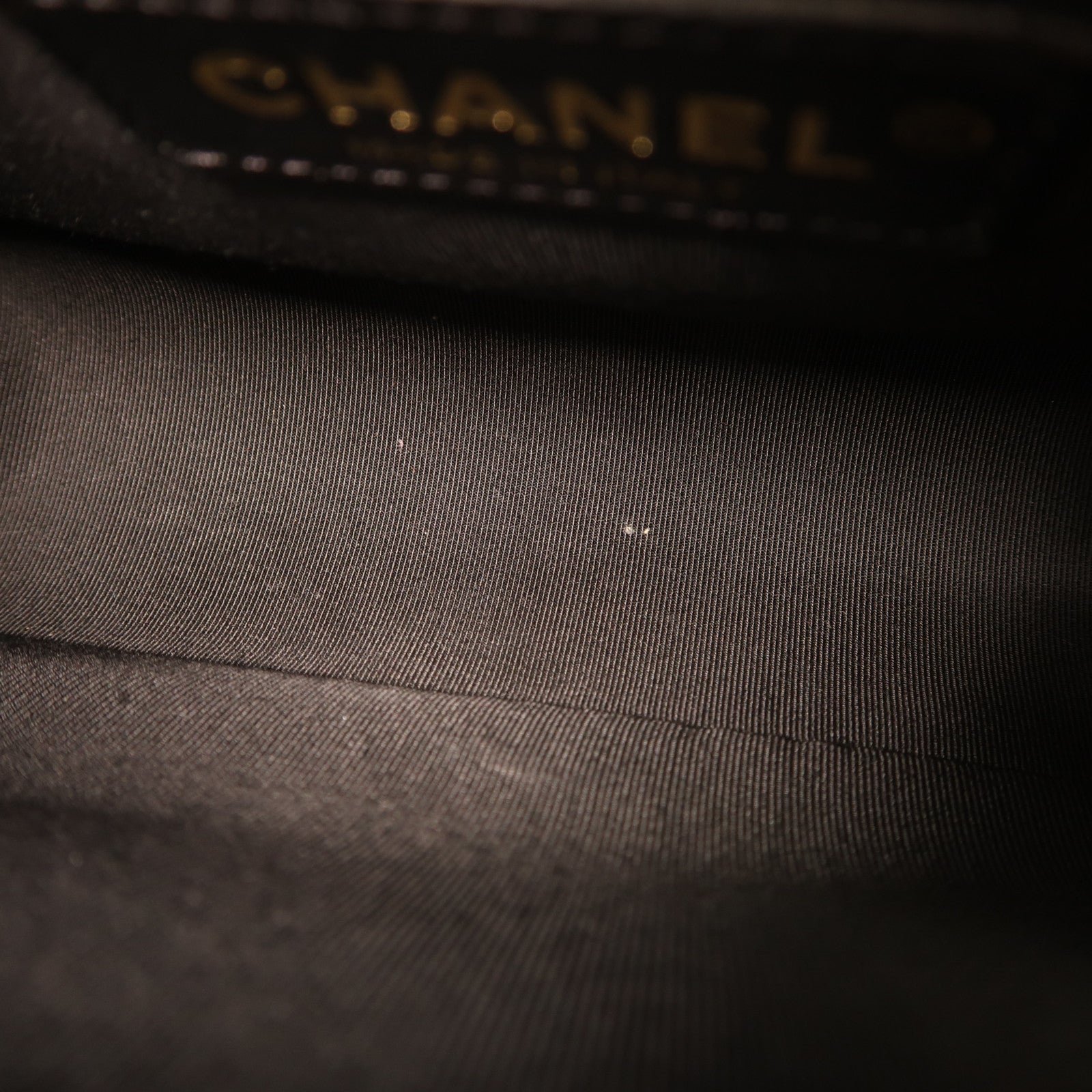 CHANEL 羊皮皮革Boy 25金扣鏈帶肩背袋