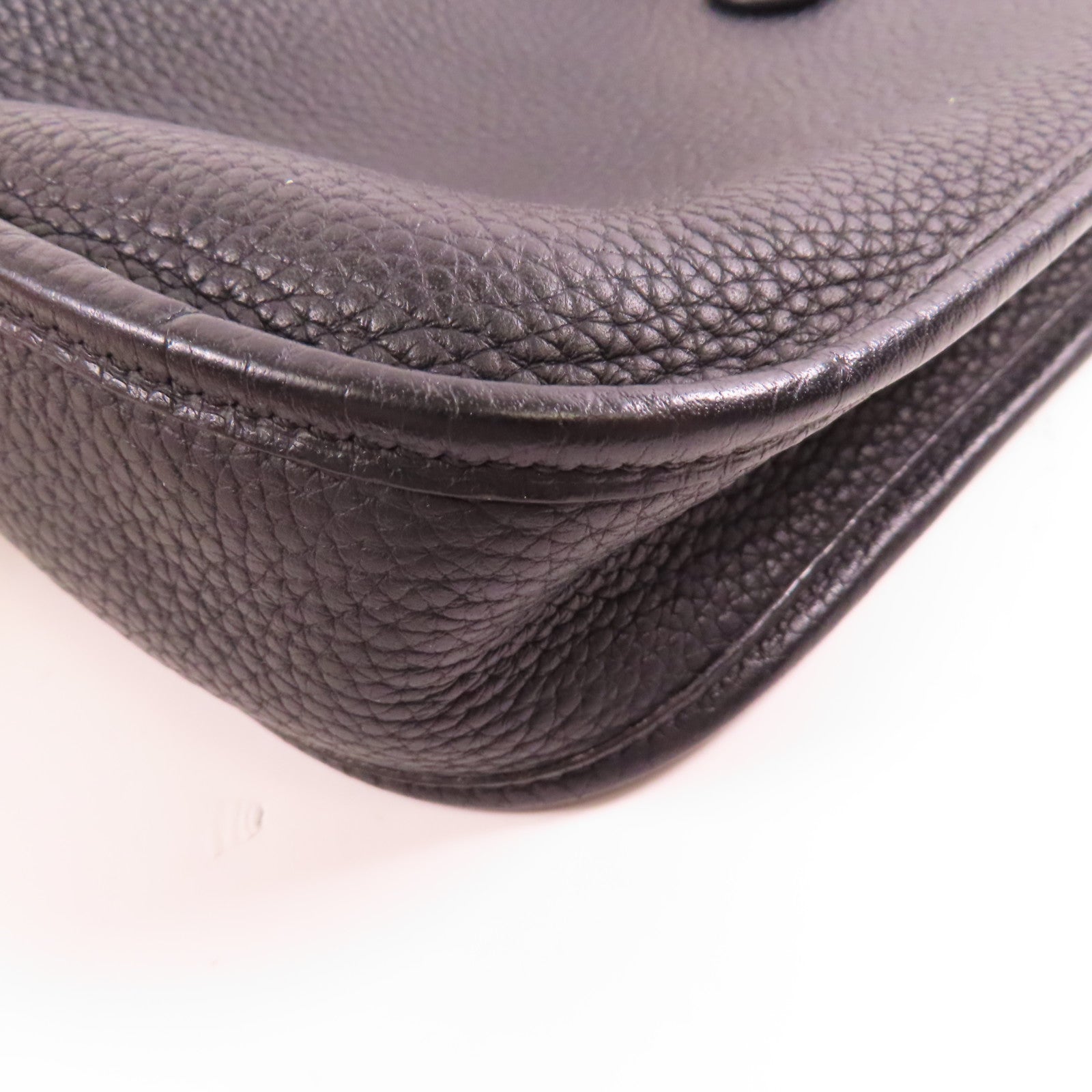 HERMES GHW Evelyne TPM Shoulder Bag Taurillon Clemence Leather Stamp Y 89 Noir