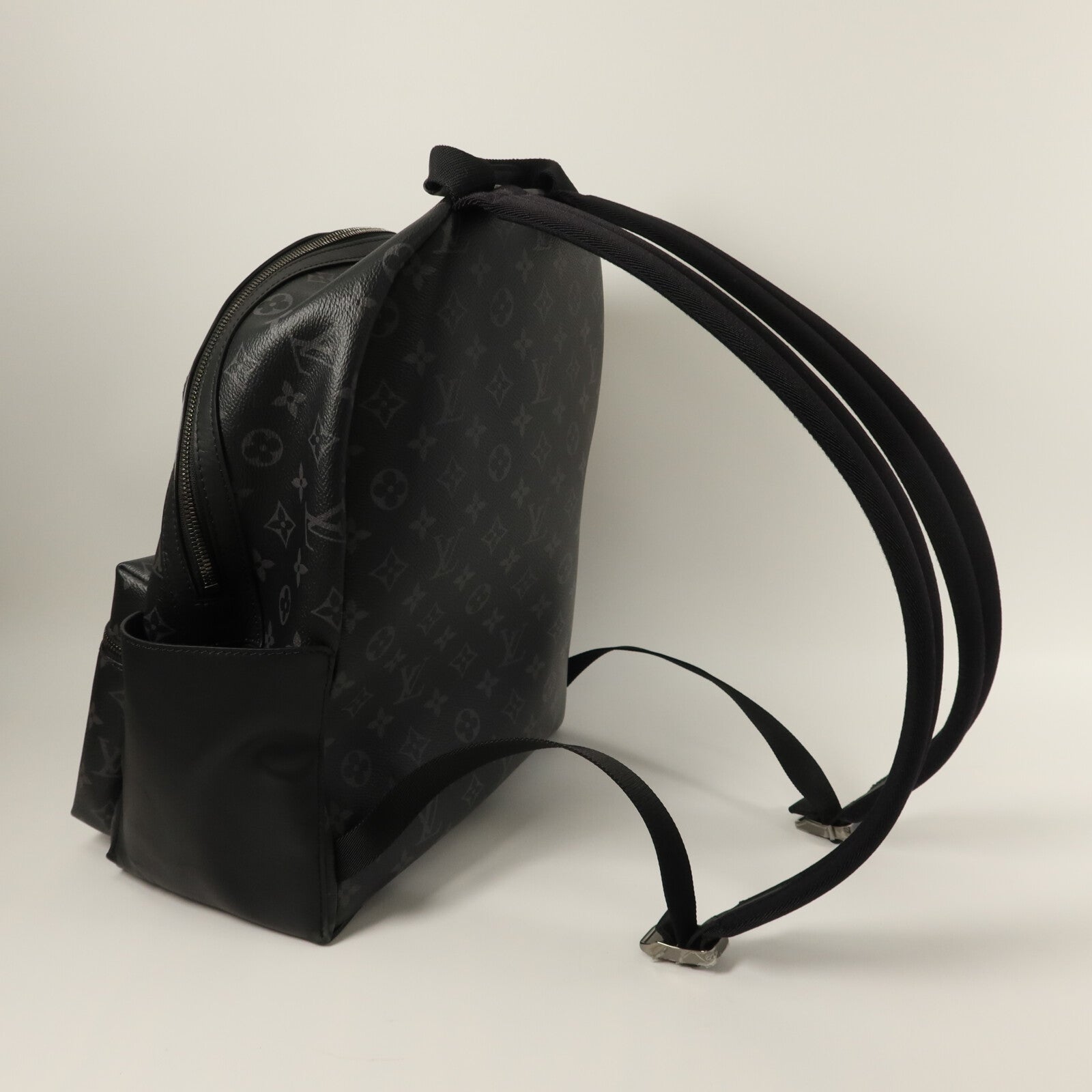 LOUIS VUITTON Monogram Eclipse Discovery PM背包