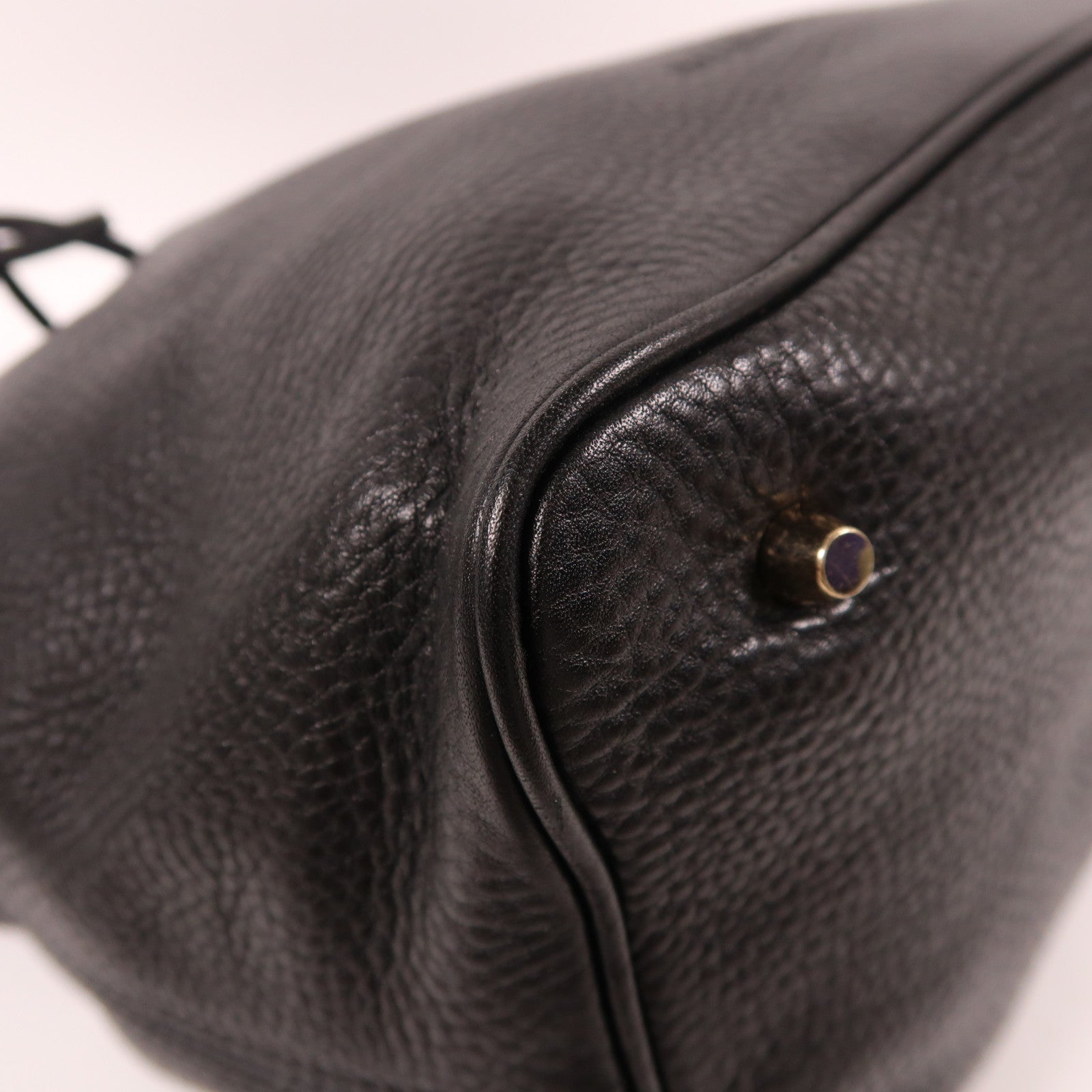 BURBERRY 牛皮皮革Hand Bag金扣手挽袋黑色
