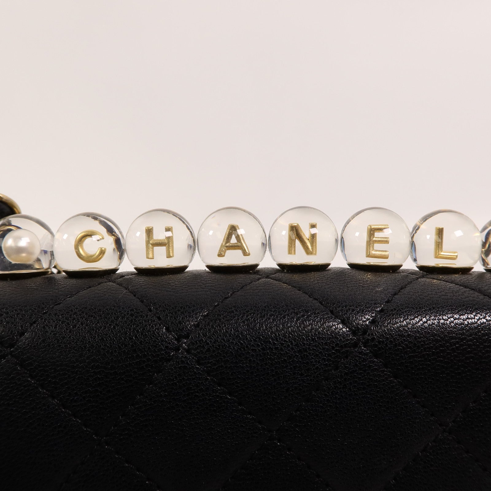CHANEL 牛皮皮革Matelasse Pearl Chain Bag鏈帶肩背袋