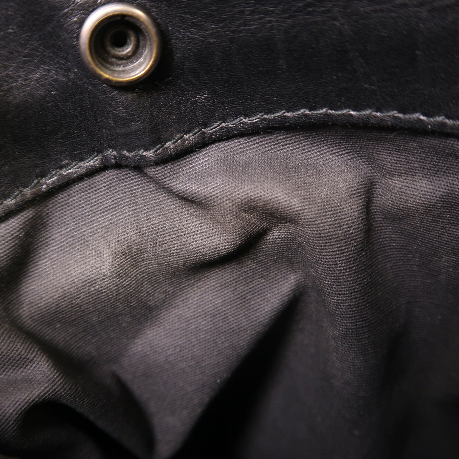 BOTTEGA VENETA 牛皮皮革Shoulder Bag肩背袋黑色