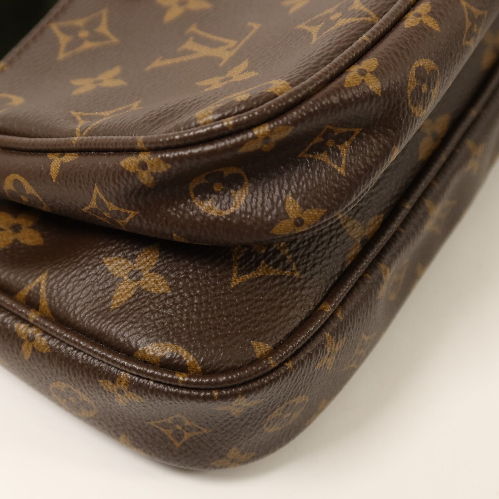 LOUIS VUITTON Monogram Multi Pochette Accessoires金扣鏈帶肩背袋