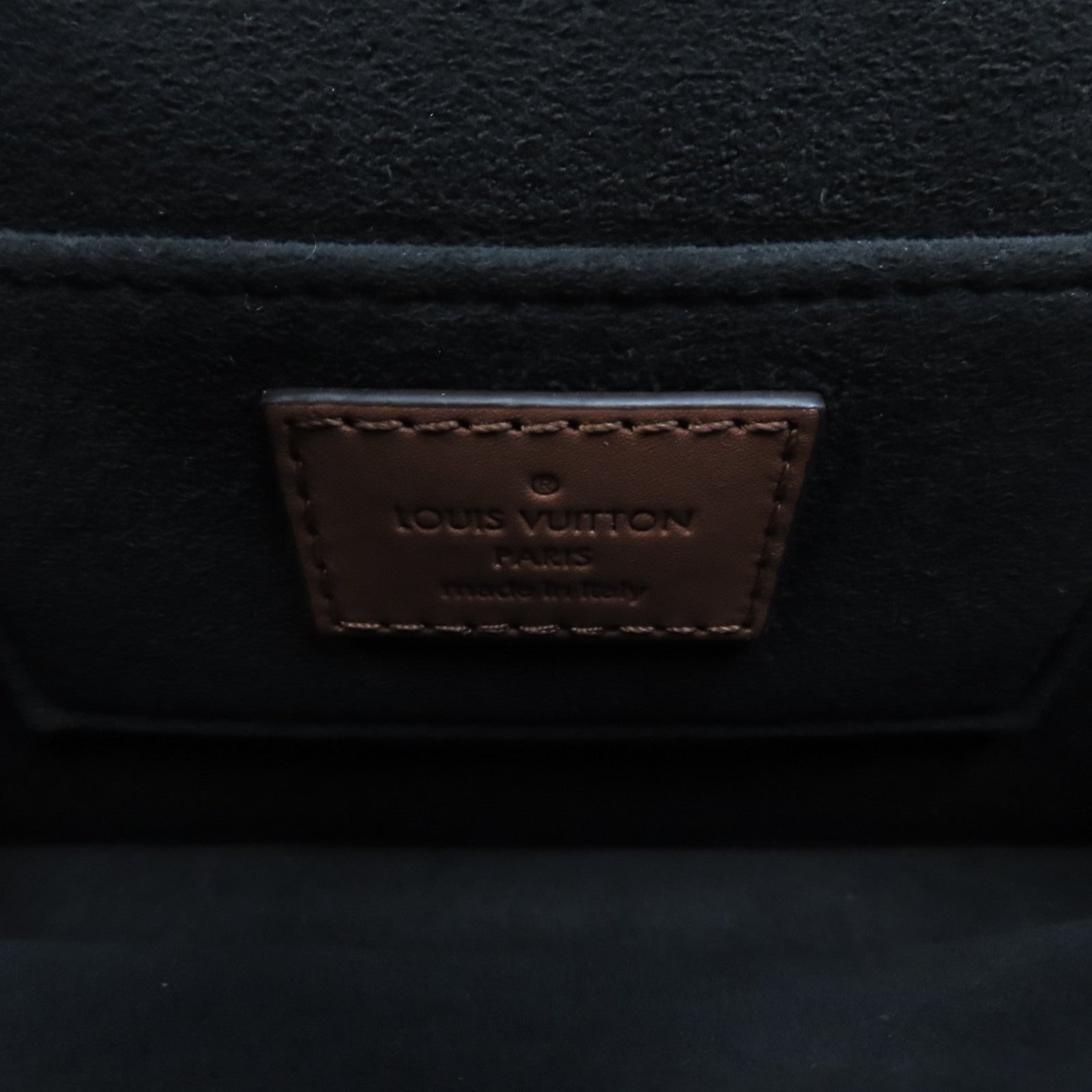LOUIS VUITTON Monogram Reverse Mini Dauphine金扣肩背袋啡色