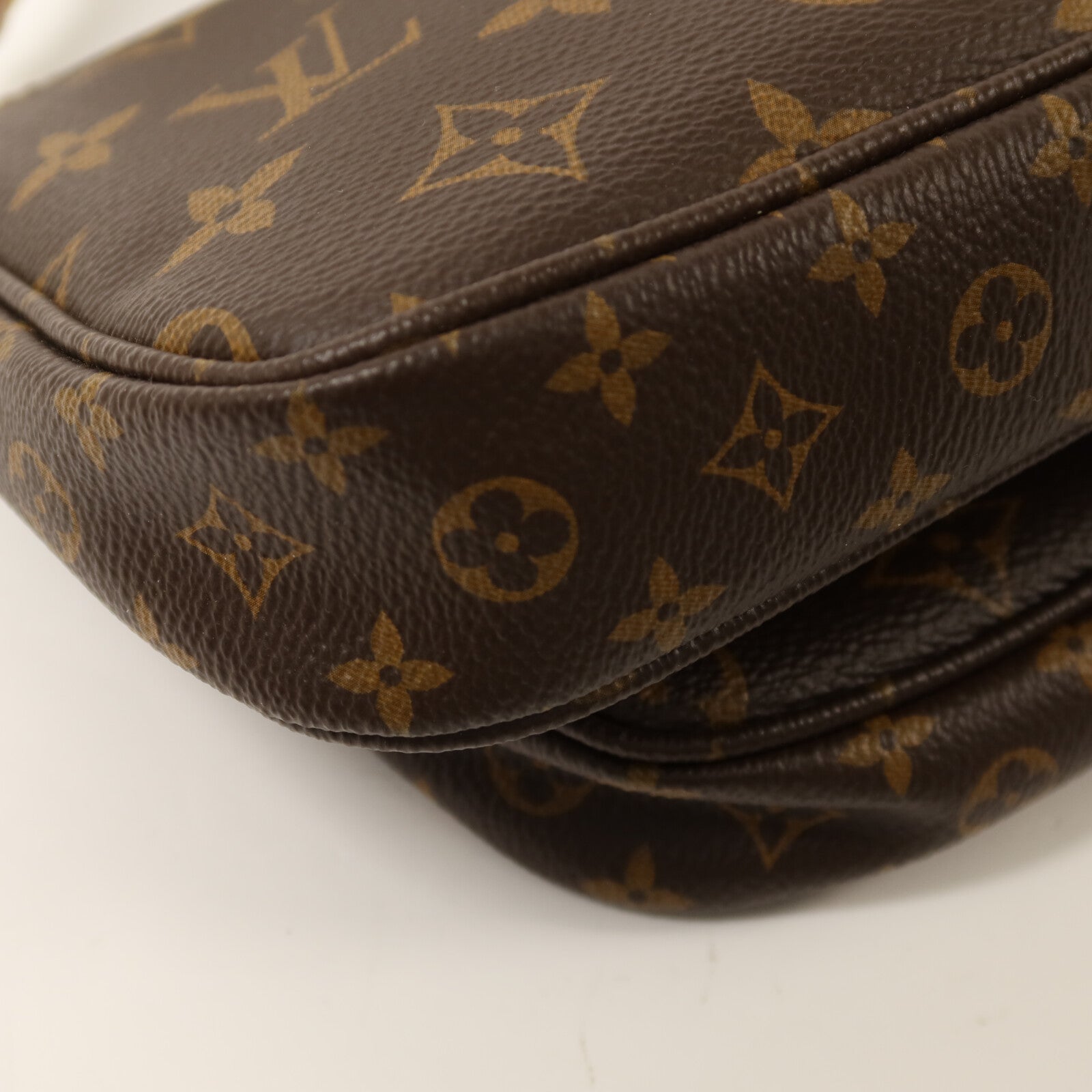 LOUIS VUITTON Monogram Multi Pochette Accessoires金扣鏈帶肩背袋