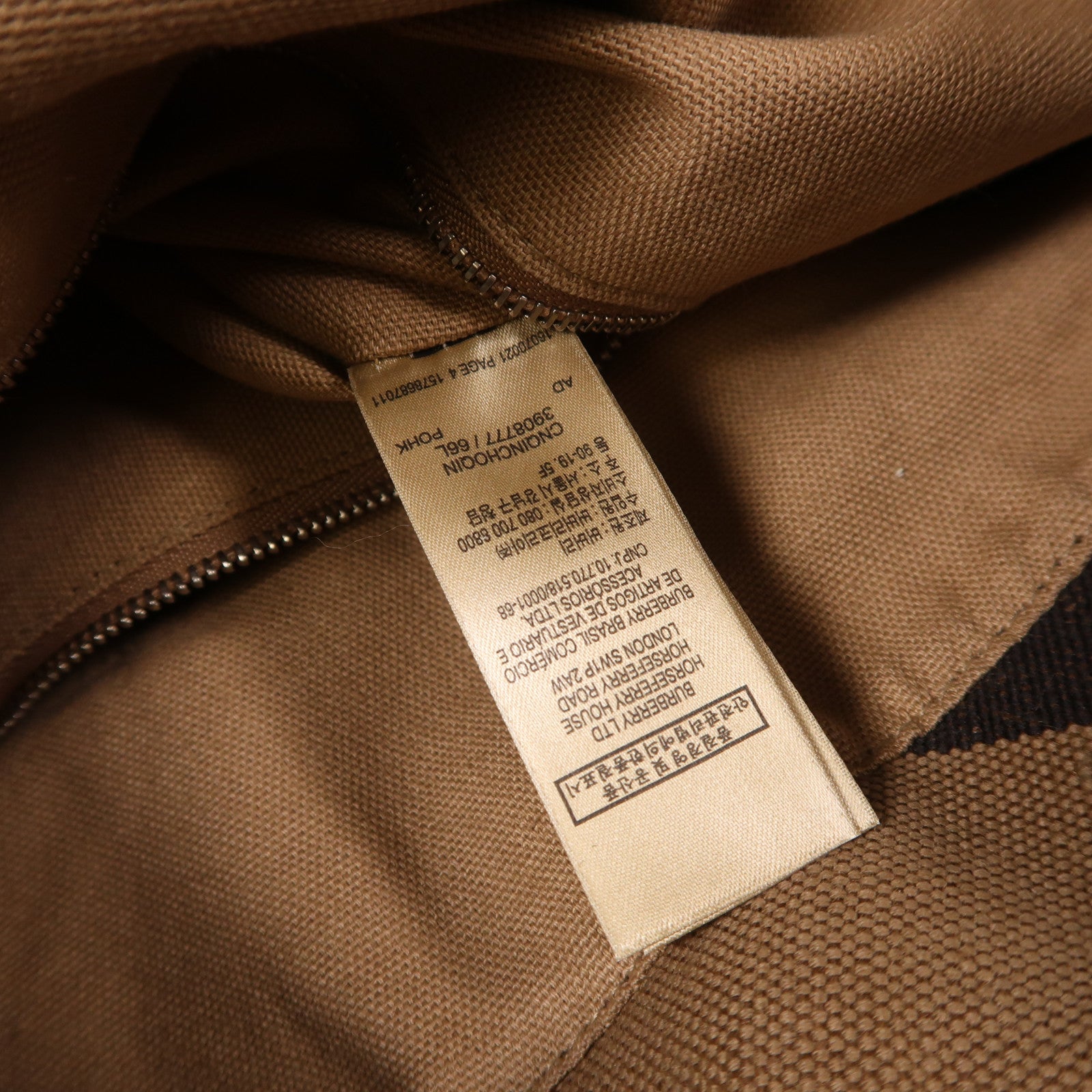 BURBERRY 牛皮皮革Hand Bag金扣手挽袋黑色