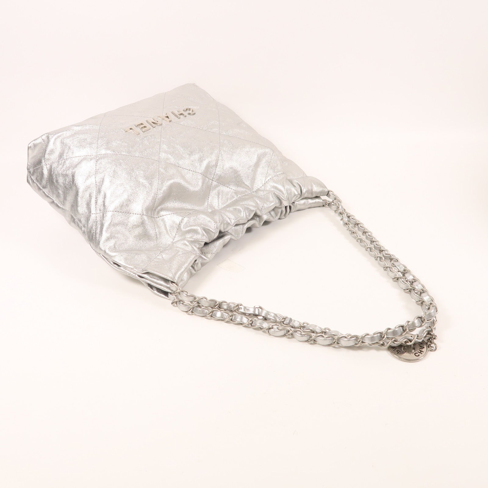 CHANEL 牛皮皮革Chanel 22 Small銀扣鏈帶肩背袋