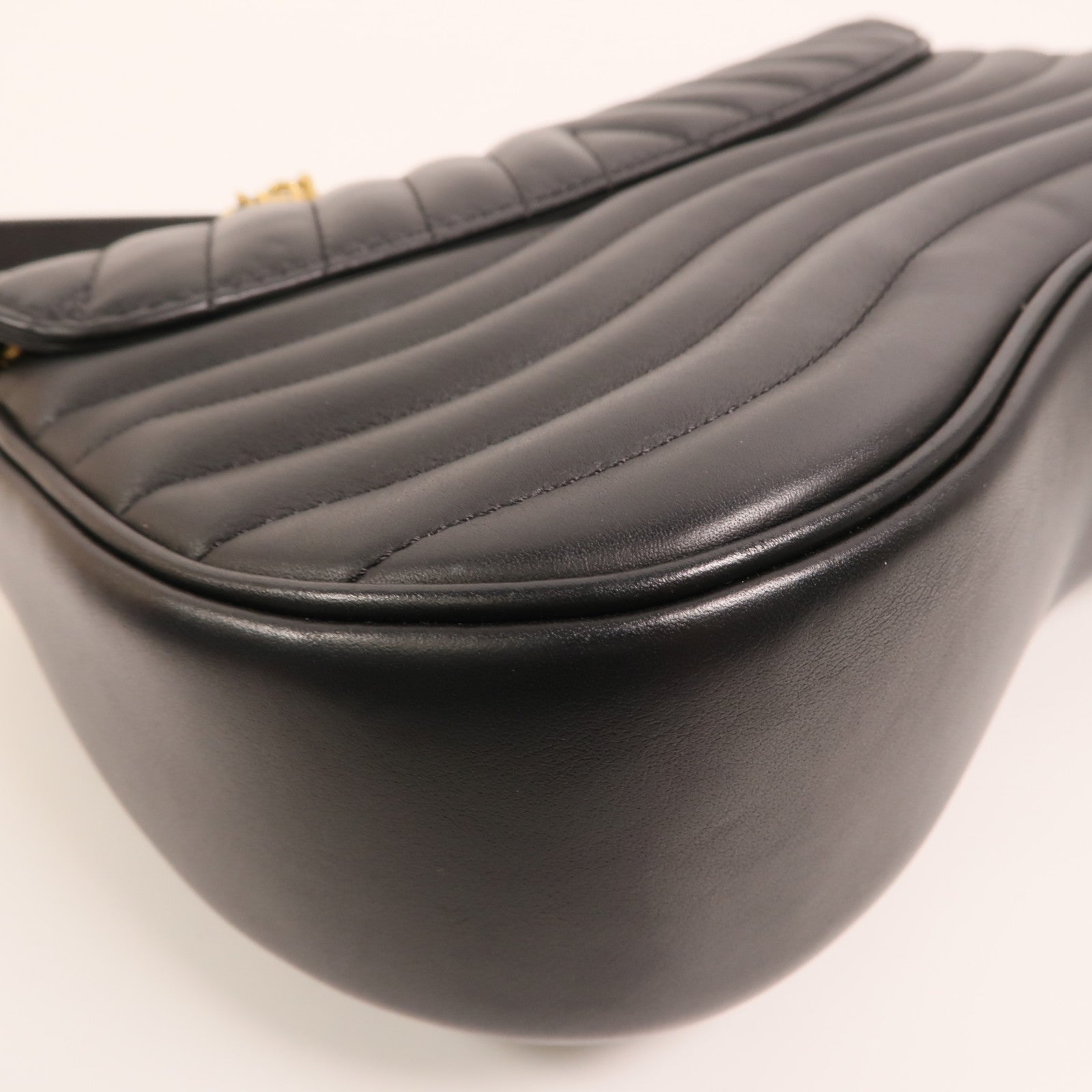 LOUIS VUITTON 牛皮皮革New Wave MM金扣鏈帶手挽肩背兩用袋