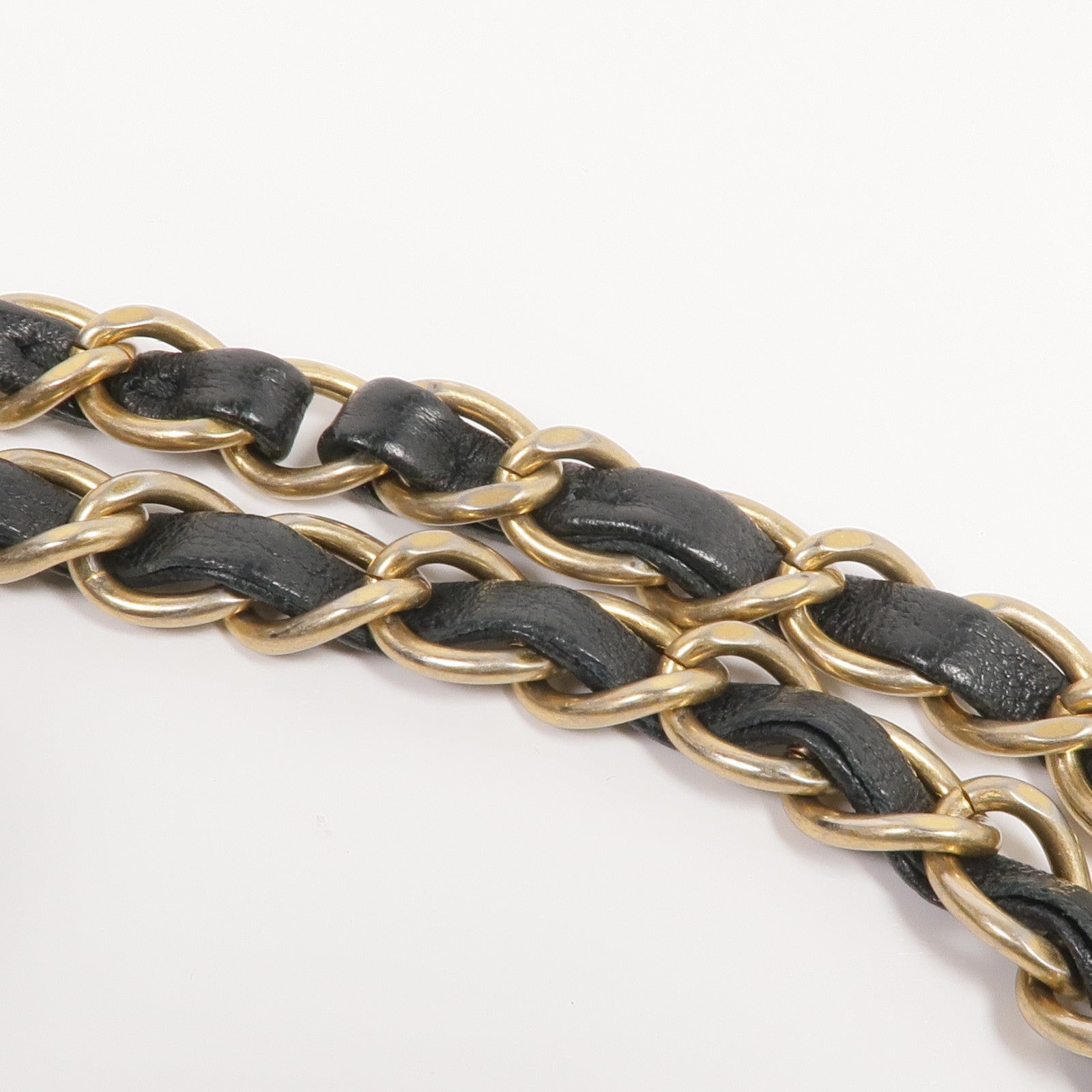 CHANEL 牛皮皮革Chain Shoulder金扣鏈帶肩背袋