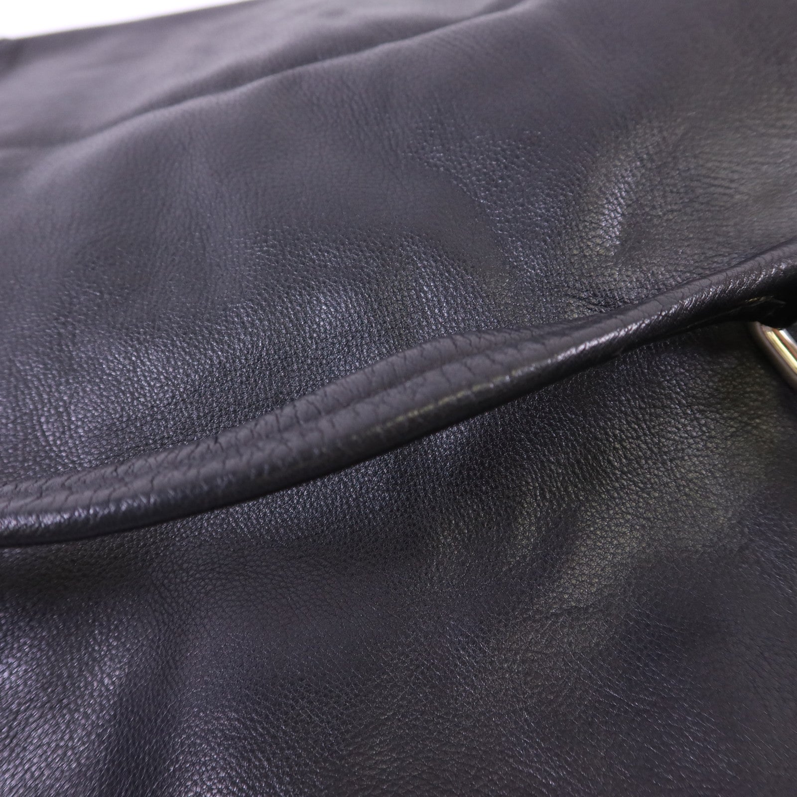 PRADA 牛皮皮革Shoulder Bag銀扣肩背袋