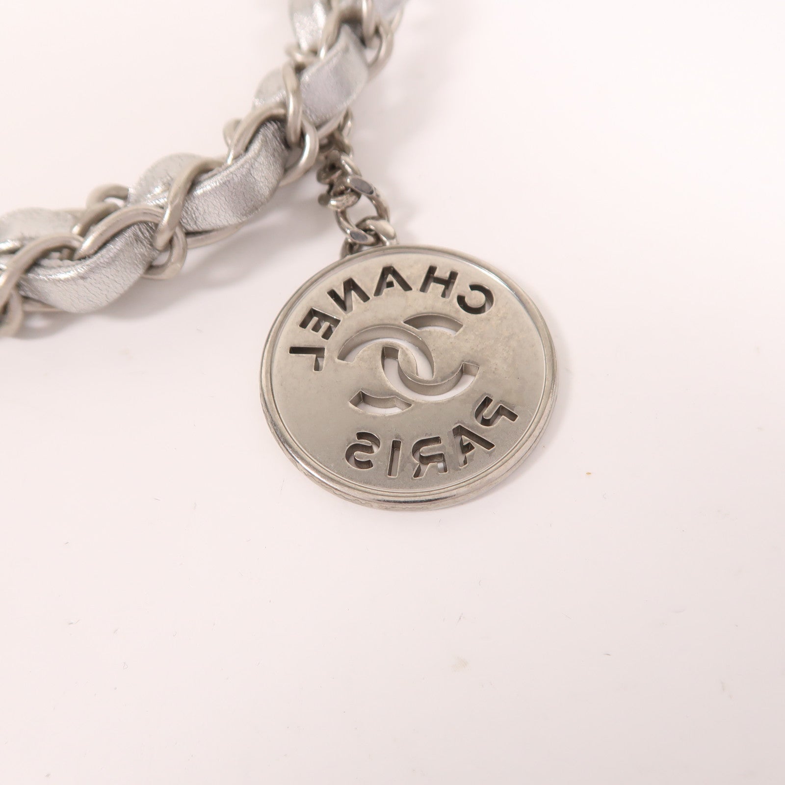 CHANEL 牛皮皮革Chanel 22 Small銀扣鏈帶肩背袋