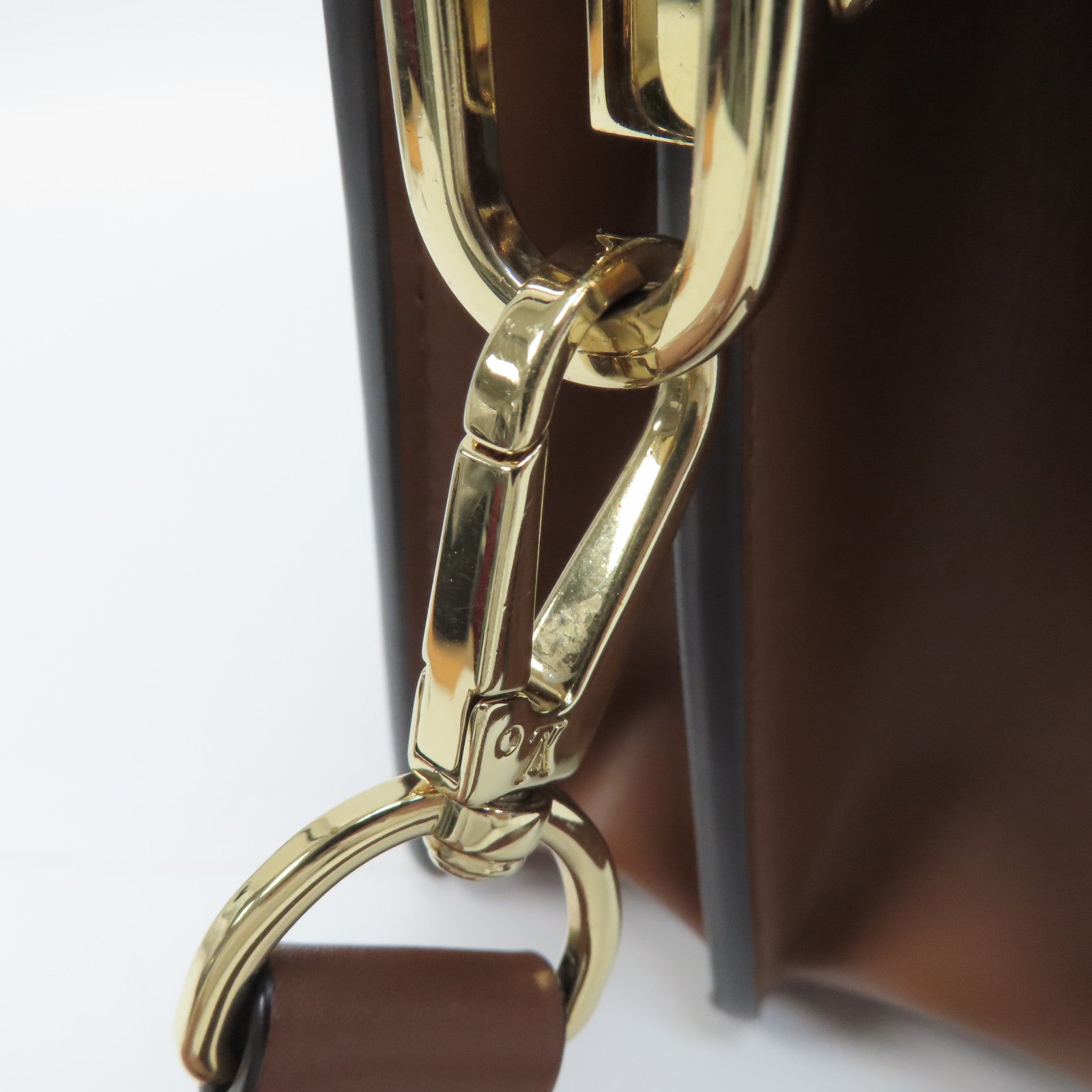 LOUIS VUITTON Monogram Reverse Mini Dauphine金扣肩背袋啡色